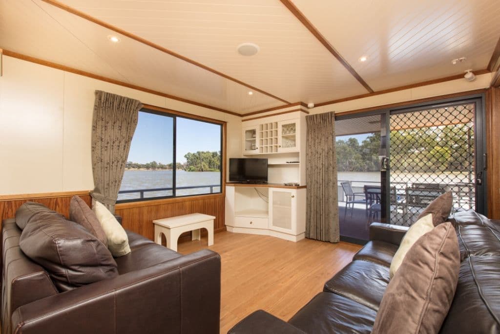 3/167 Blackburn Road, Doncaster East - Thumbnail 3