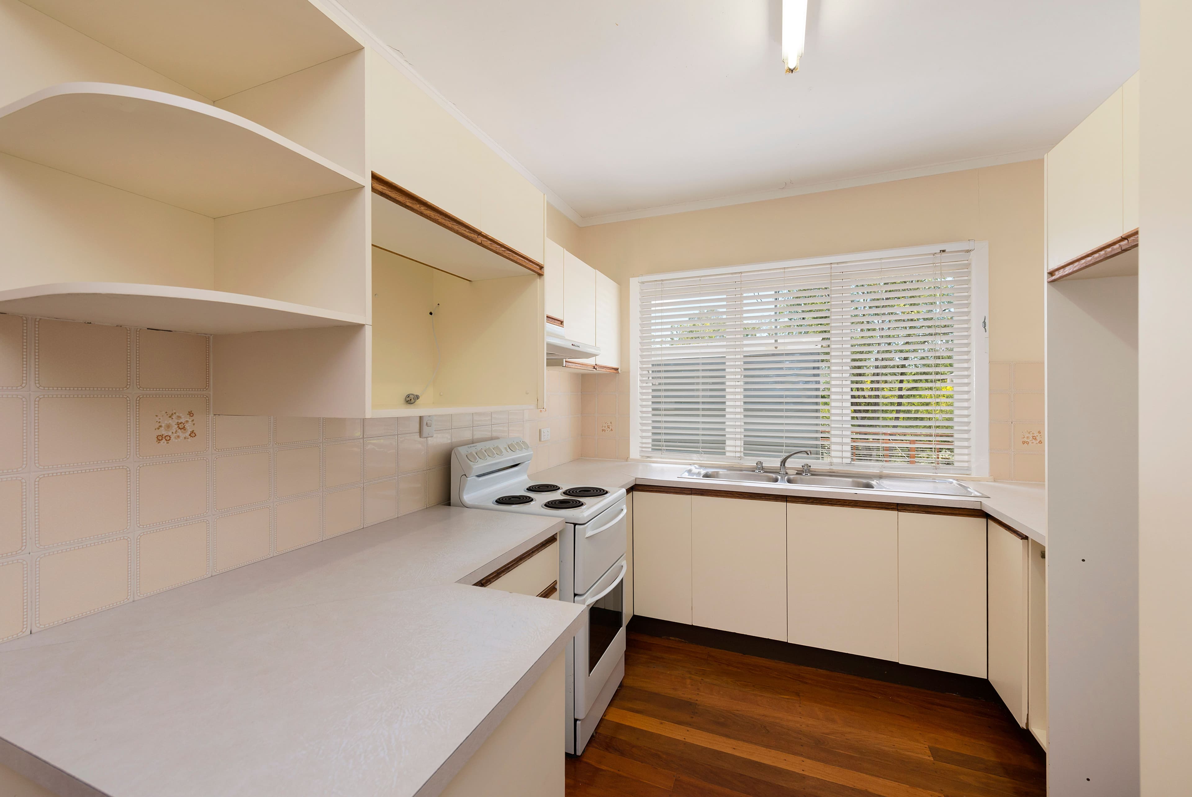 16 Kirri Street, The Gap QLD 4061, The Gap - Thumbnail 5