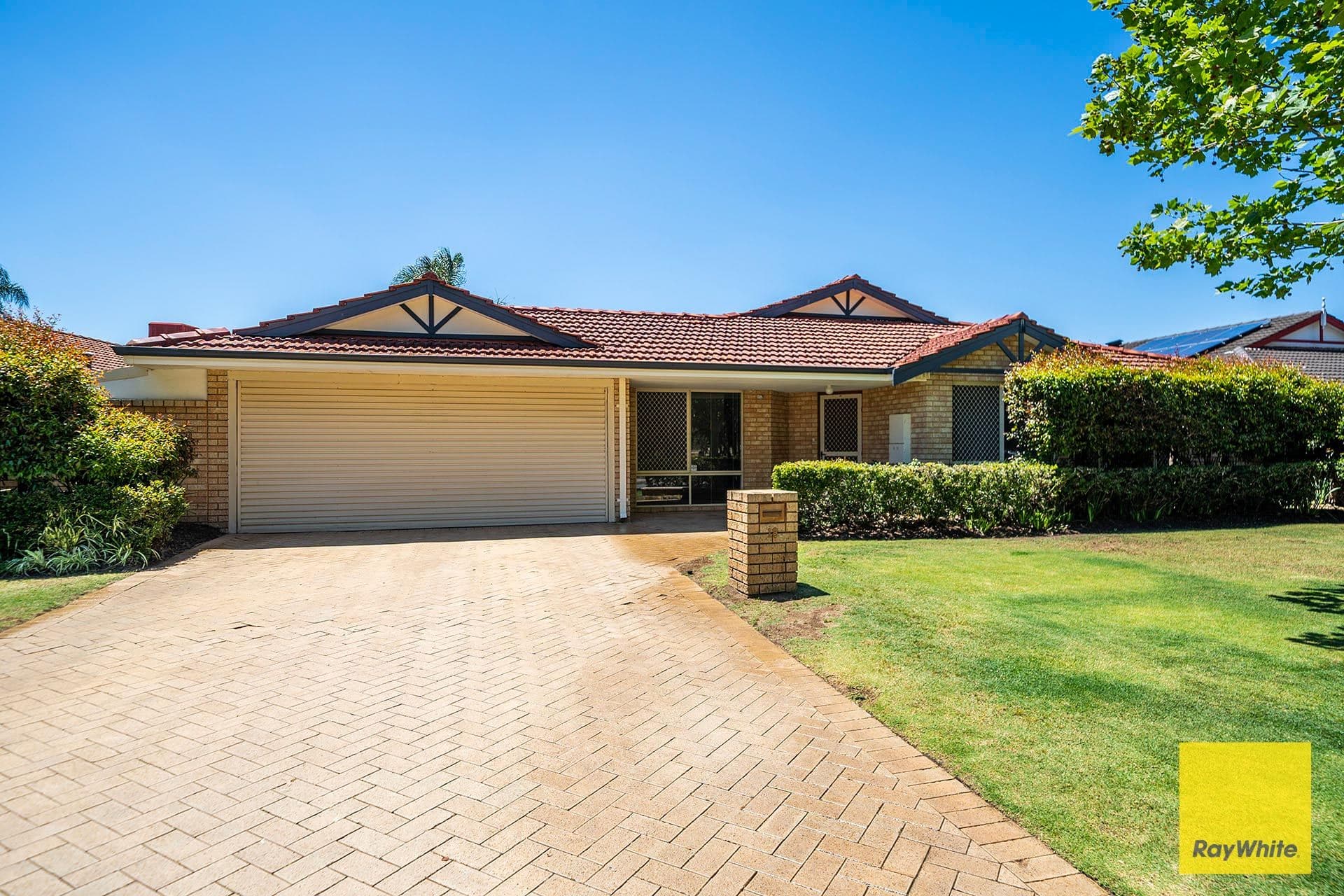 18 Goodwood Way, Canning Vale WA 6155, Canning Vale - Thumbnail 2