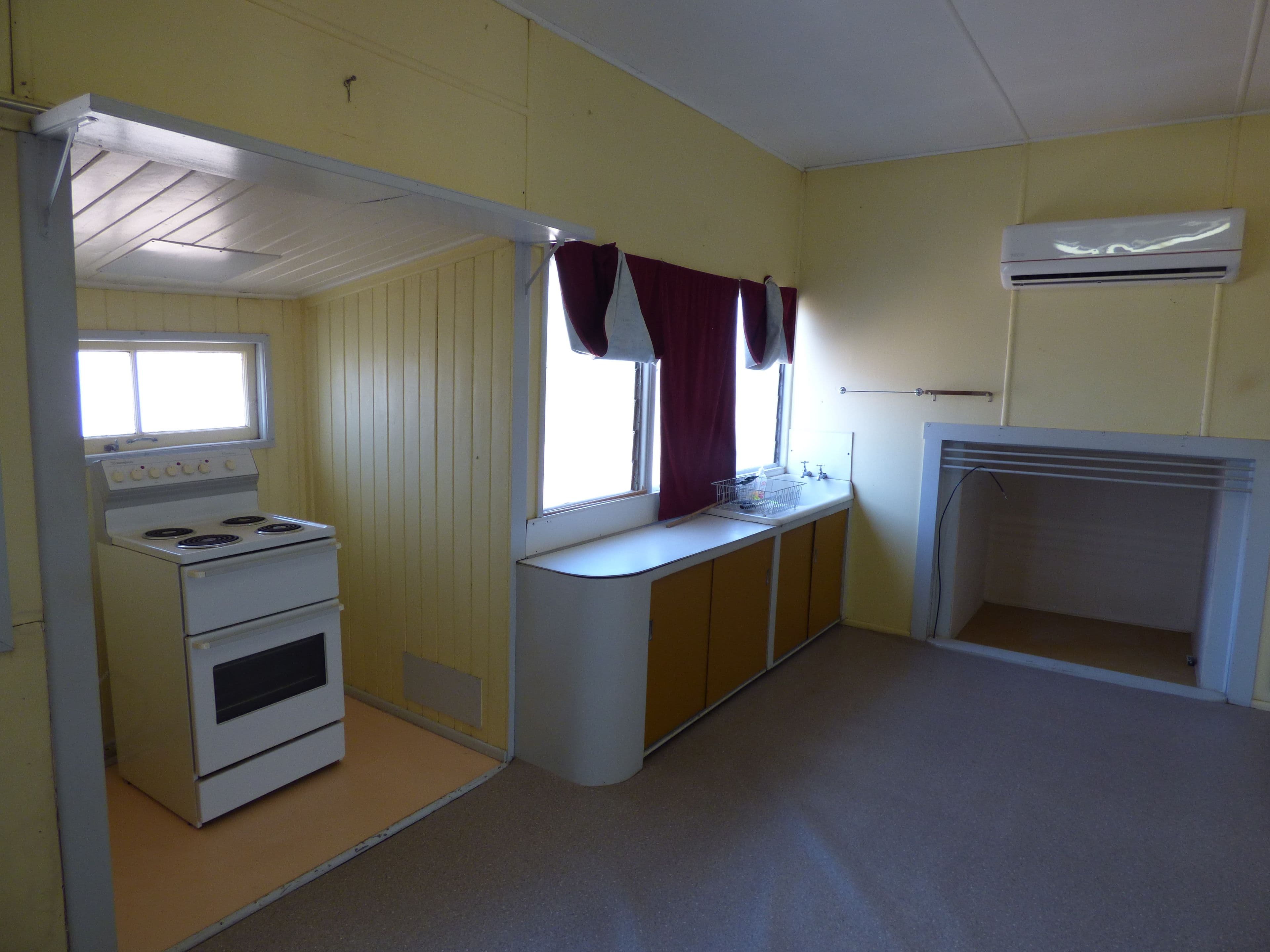 37 Tiffin Street, Roma QLD 4455, Roma - Thumbnail 2