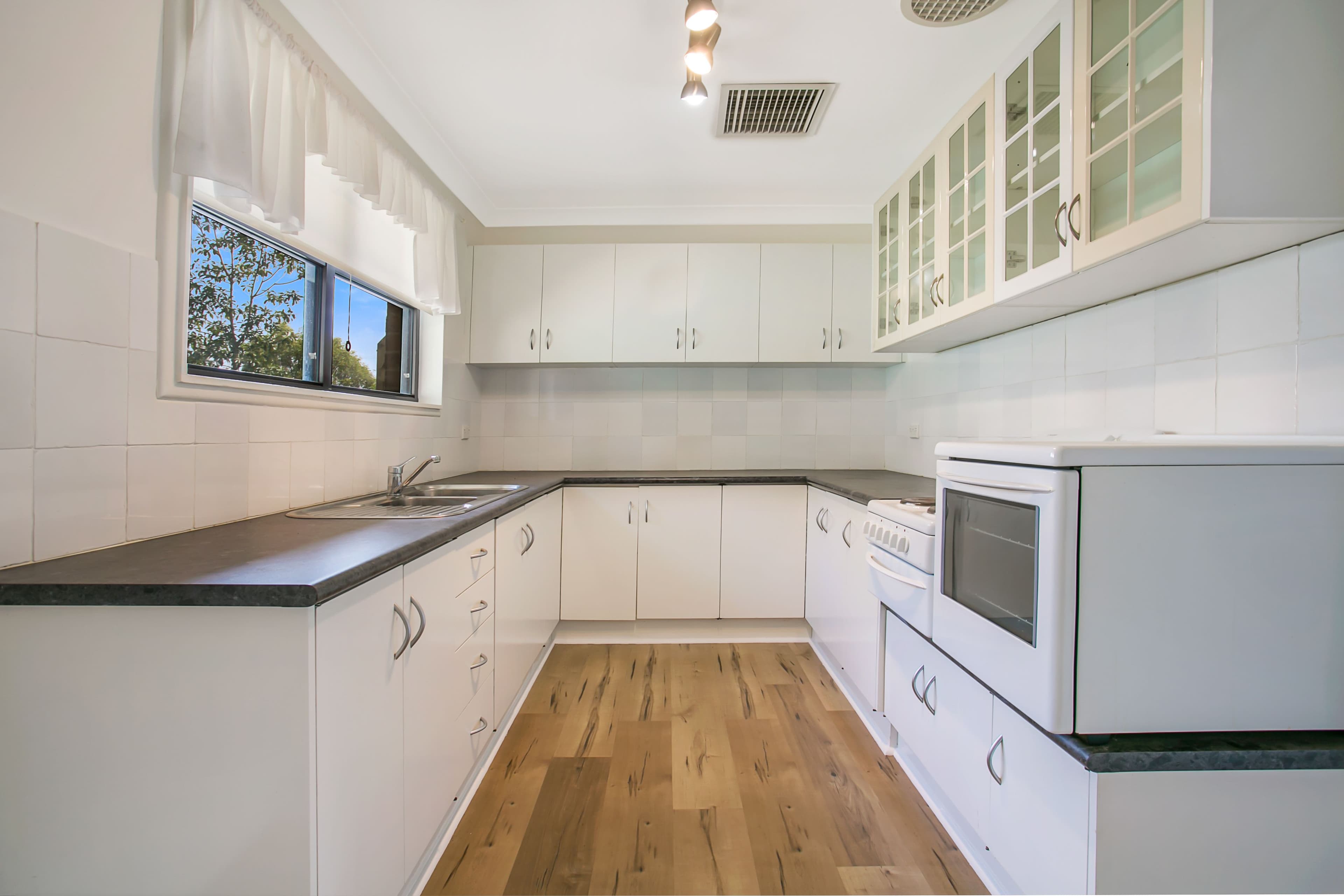 71 Fitzroy Street, Tamworth NSW 2340, East Tamworth - Thumbnail 4