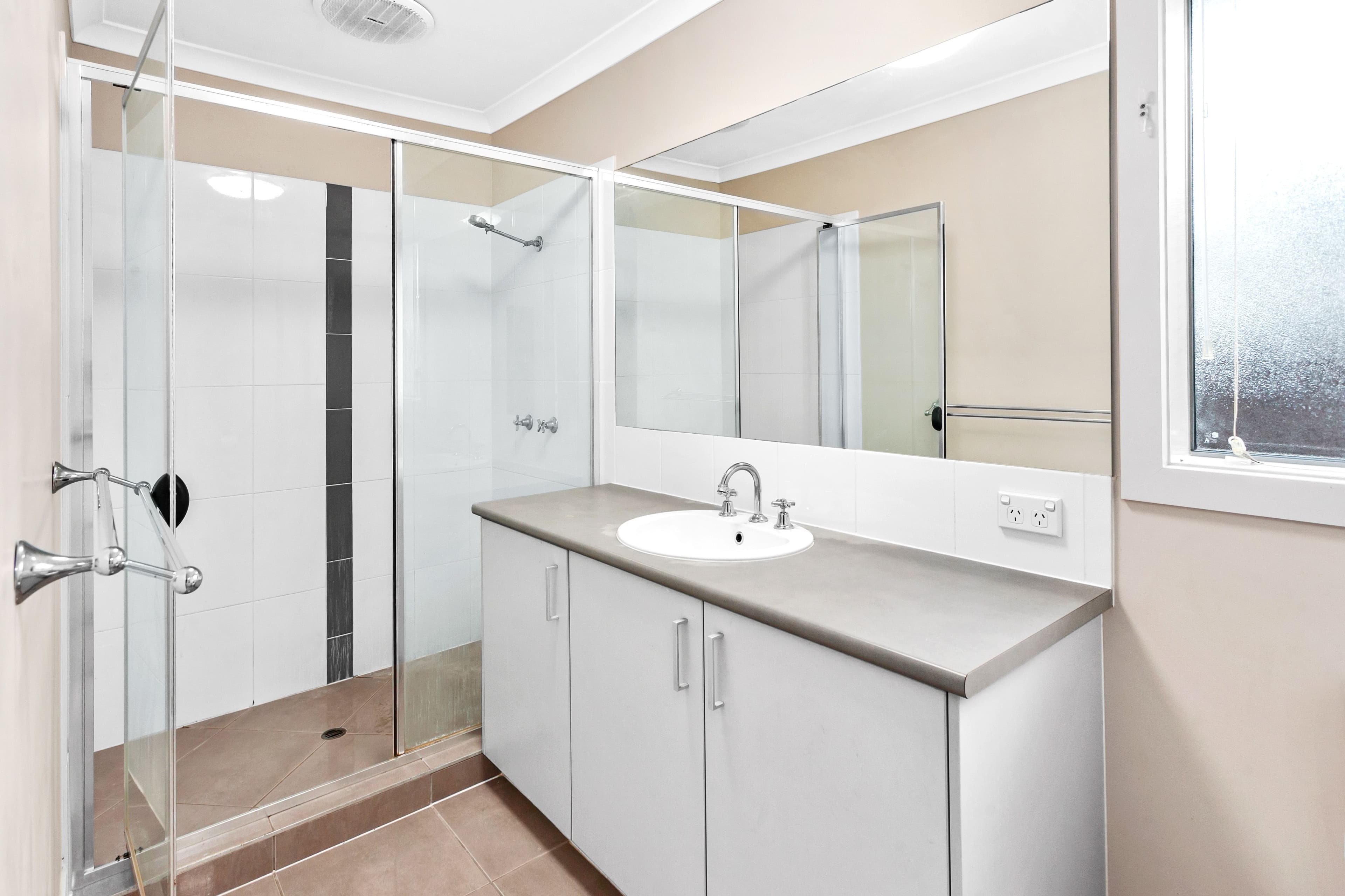 131 Mackintosh Drive, North Lakes QLD 4509, North Lakes - Thumbnail 7