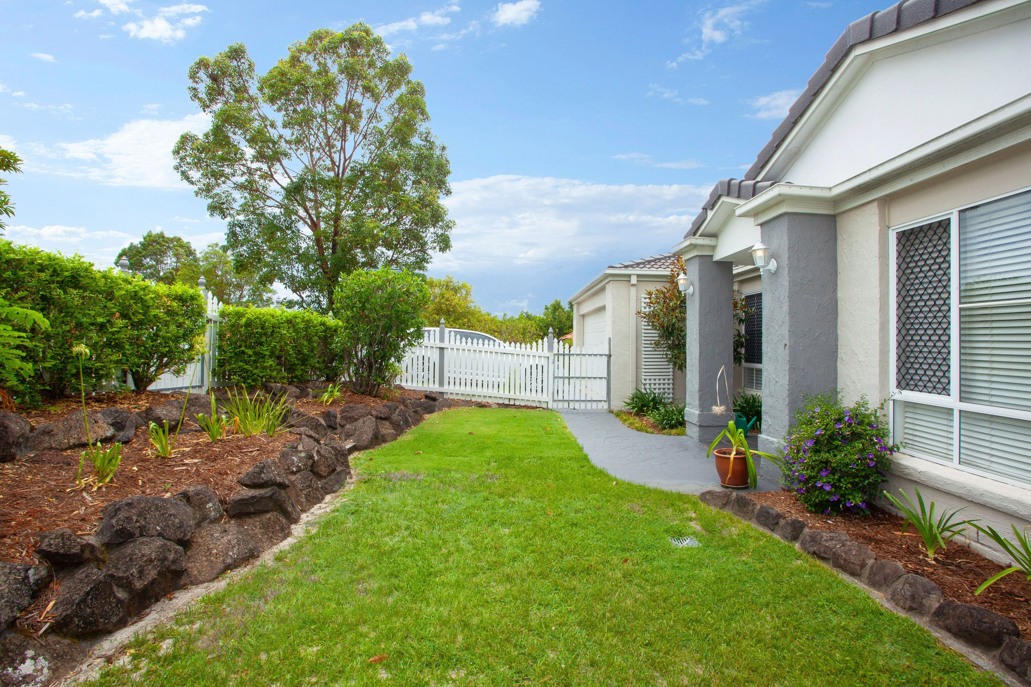 14 Brookland Court, Molendinar QLD 4214, Molendinar - Thumbnail 5