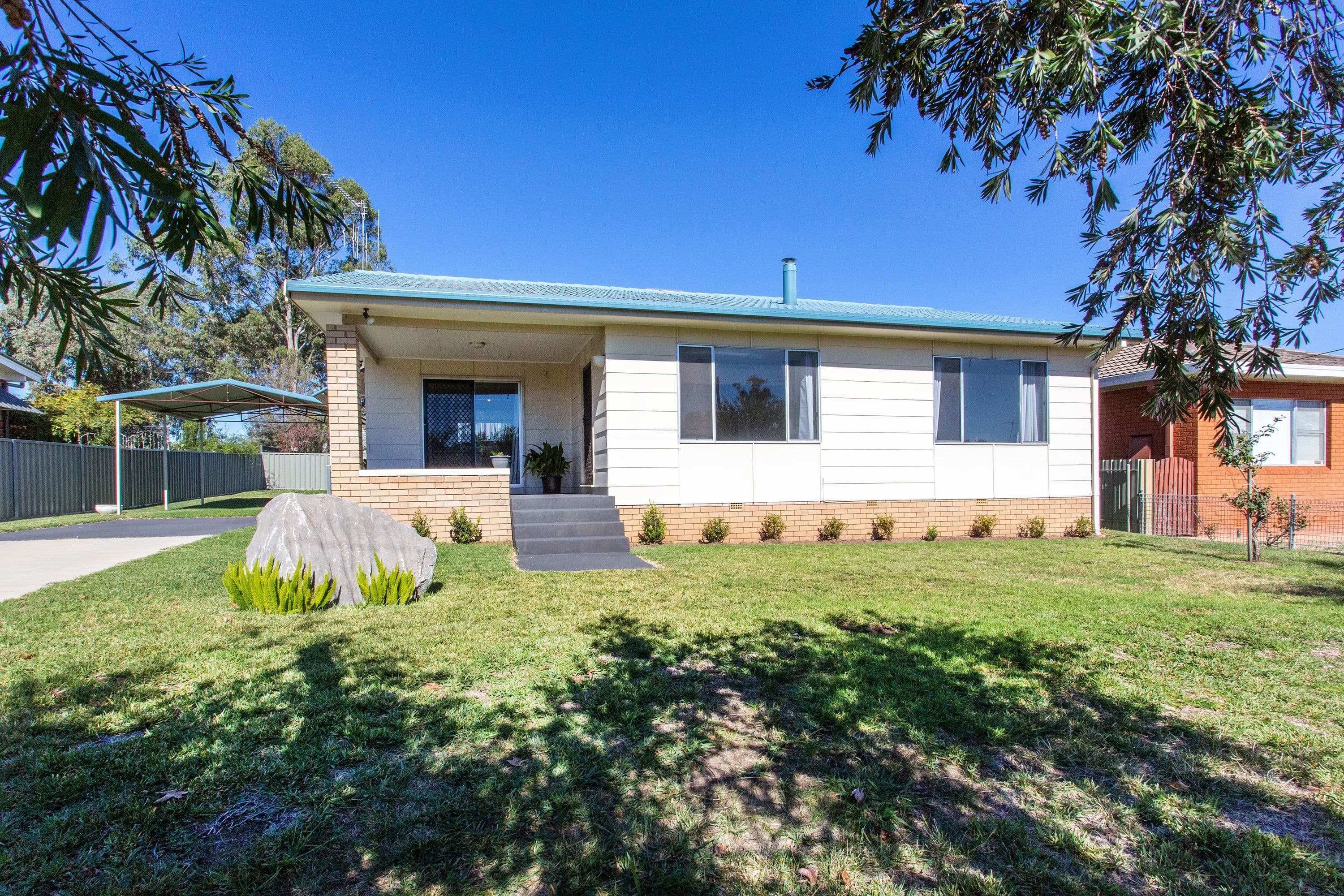 9 Argoon Street, Cowra - Image 1