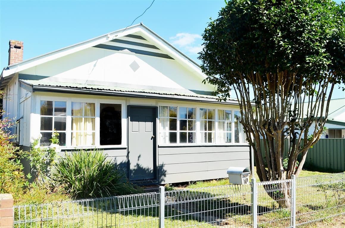 10 Leaburn Avenue, Batlow - Image 1