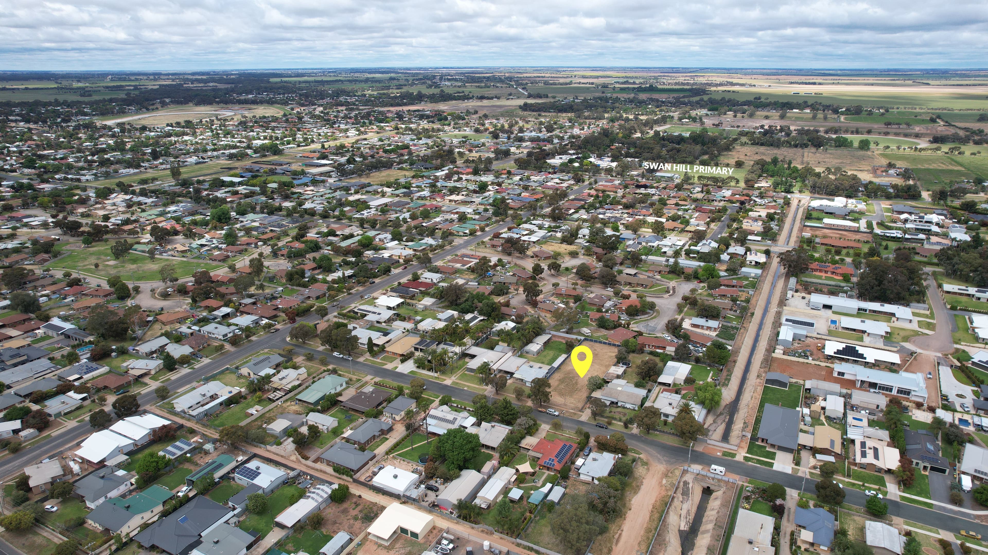 13 Ashton Street, Swan Hill VIC 3585, Swan Hill - Thumbnail 3