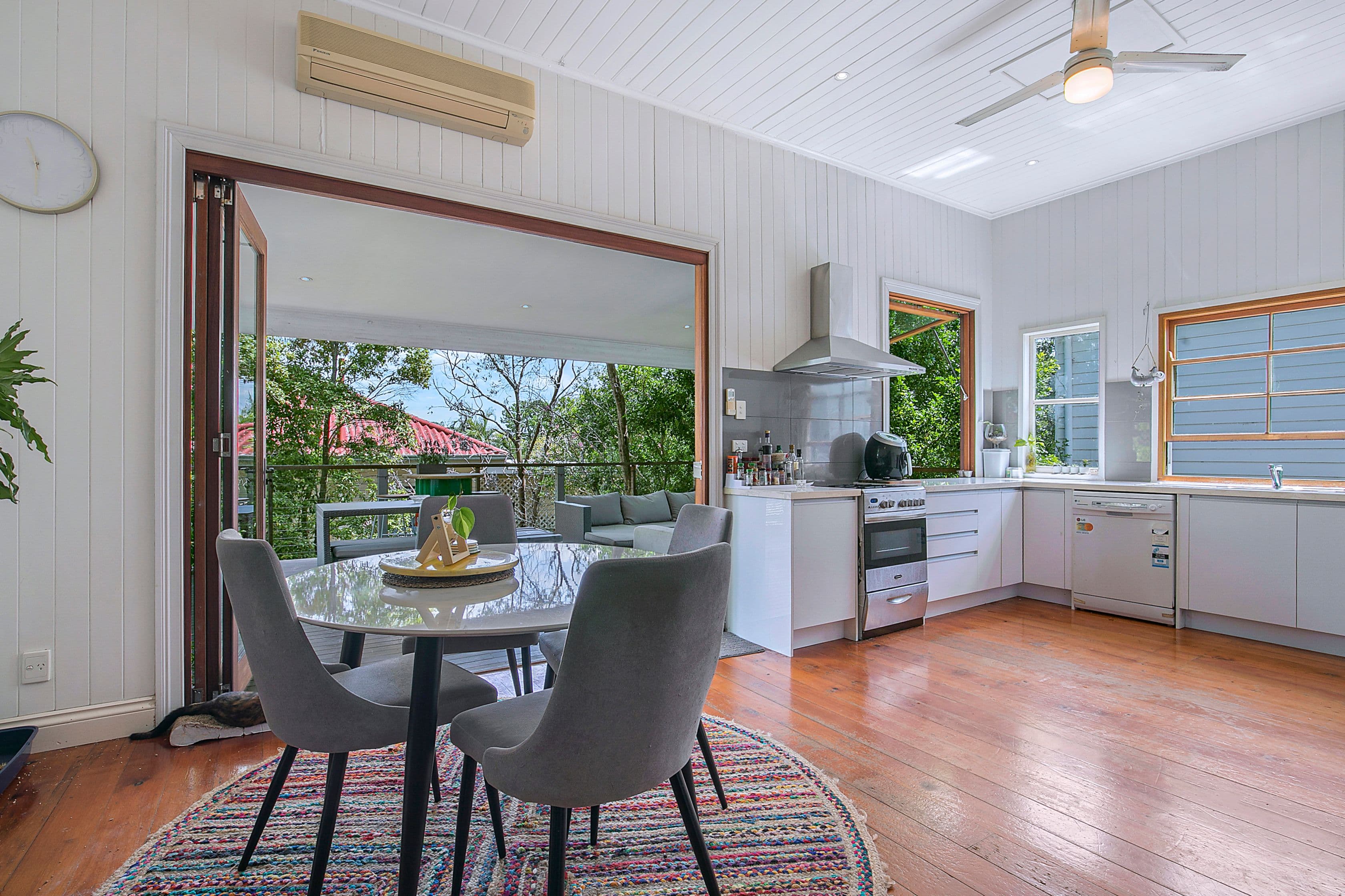 126 Richmond Road, Morningside QLD 4170, Morningside - Thumbnail 3