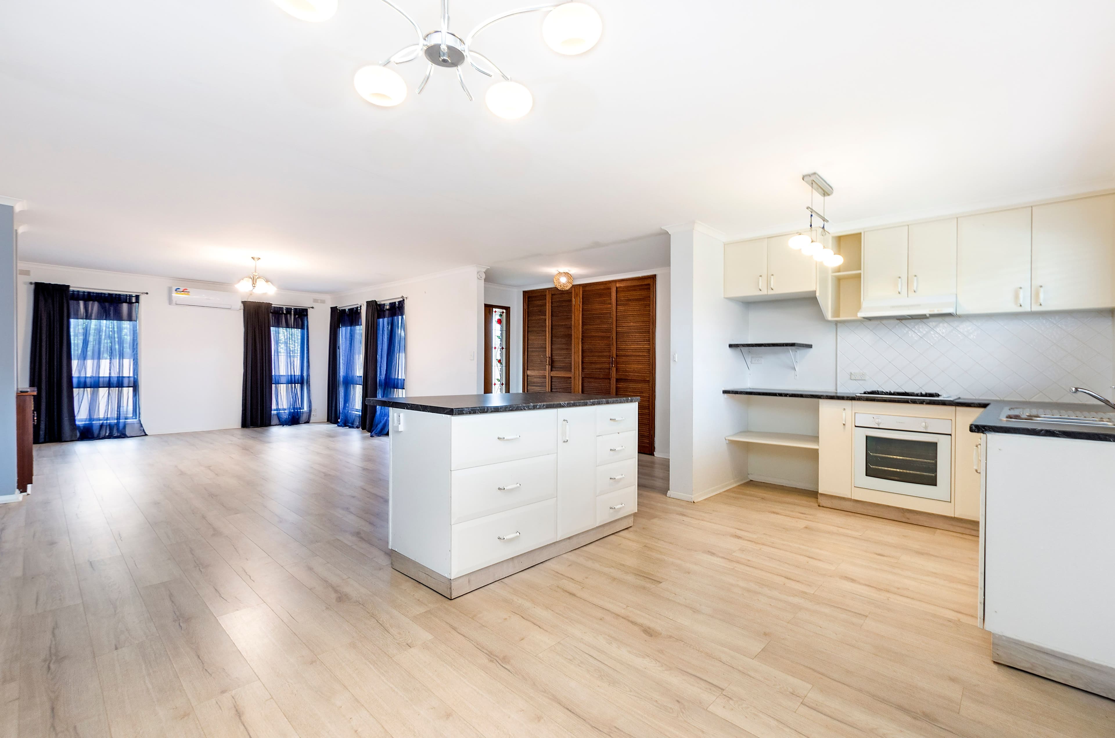 65 Garden Street, Warrnambool VIC 3280, Warrnambool - Thumbnail 3