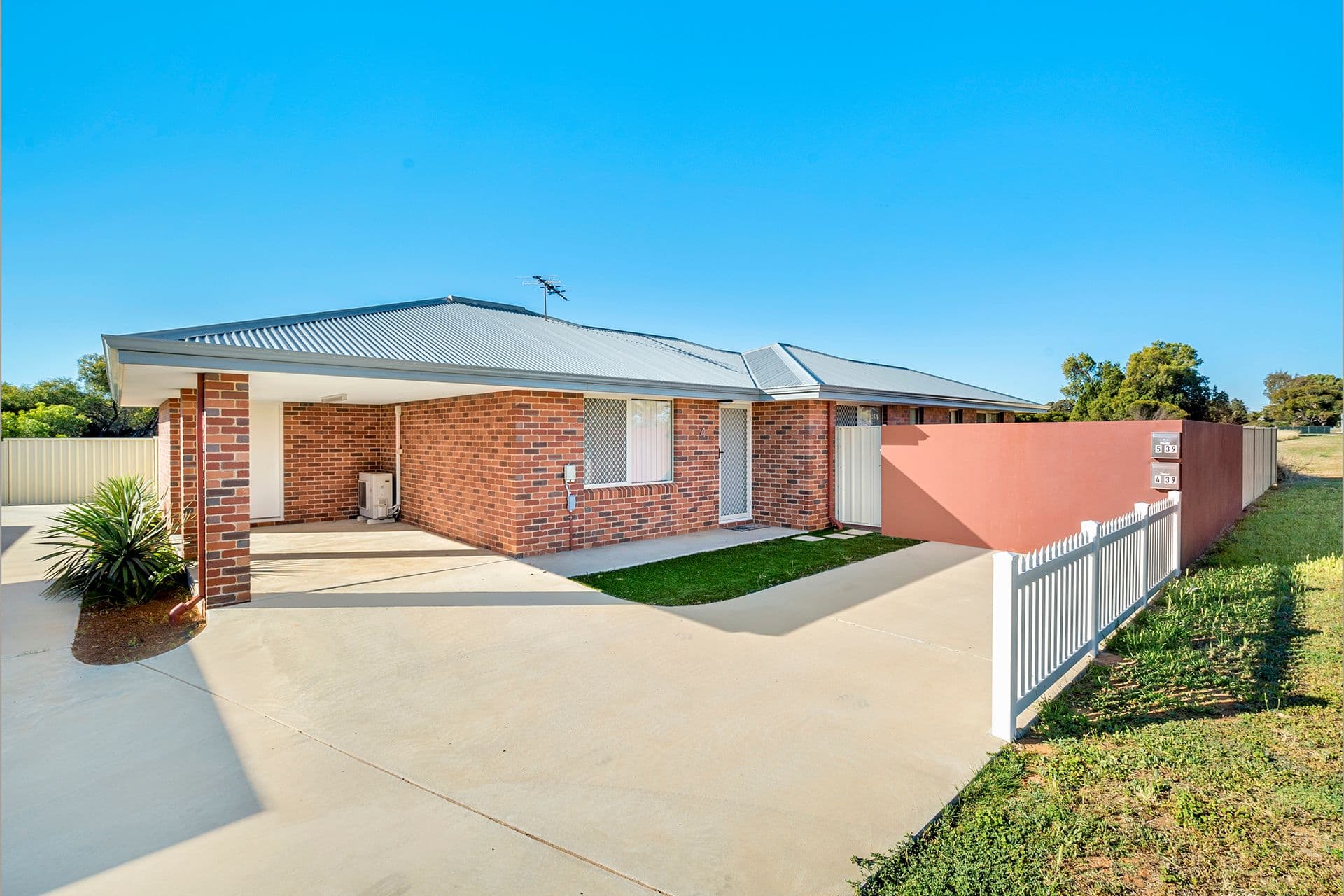 4/39 Utakarra Road, Utakarra WA 6530, Utakarra - Thumbnail 2