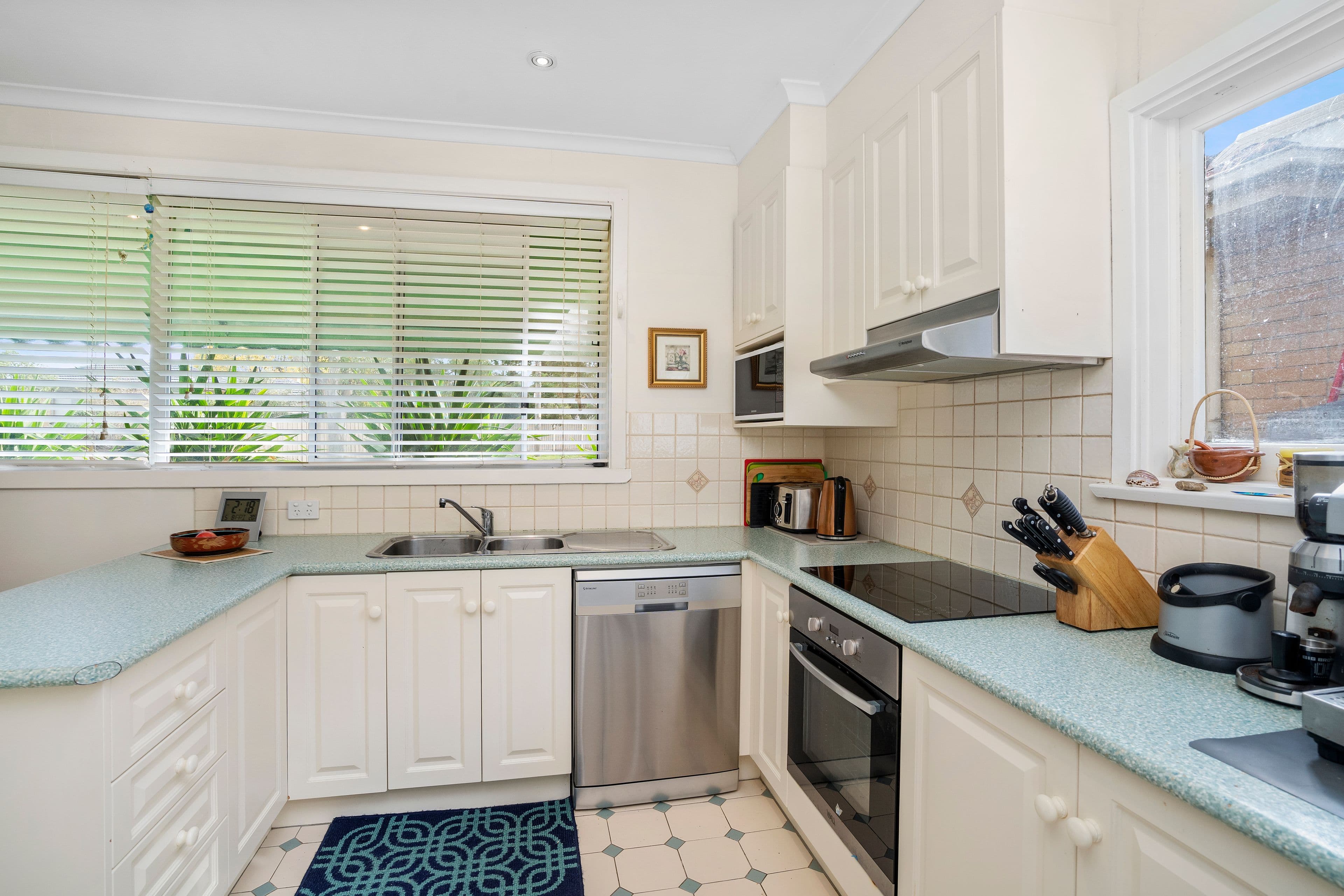 46 Regent Parade, Cheltenham VIC 3192, Cheltenham - Thumbnail 4