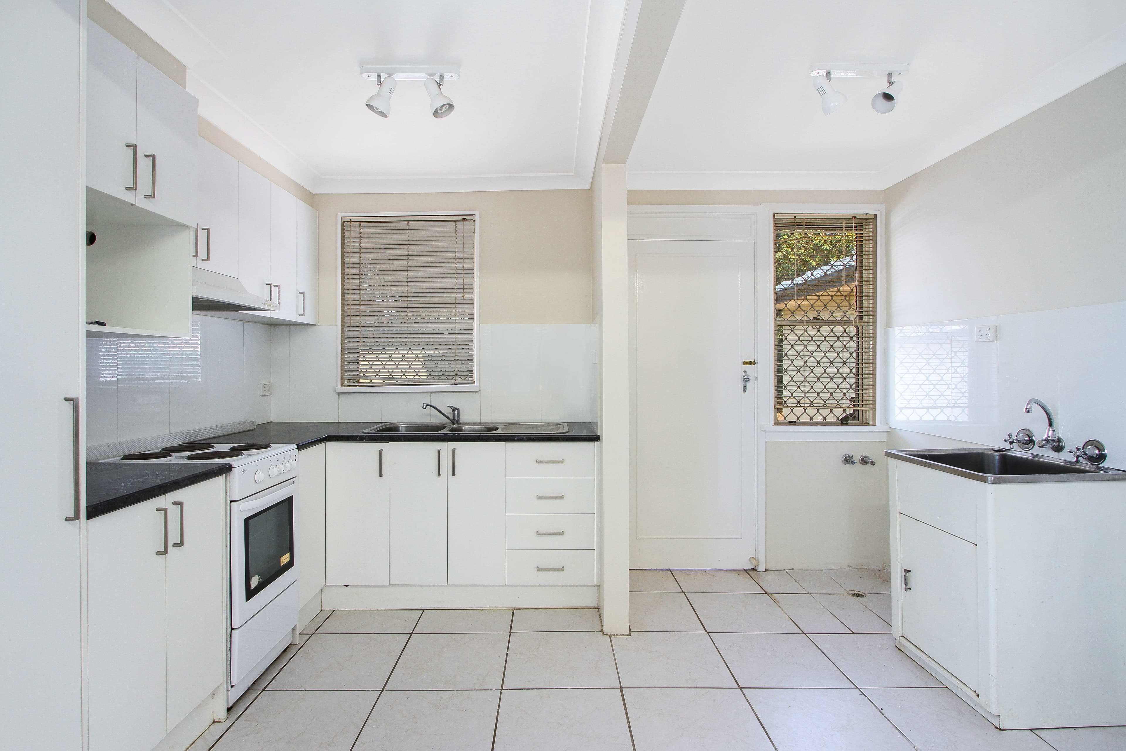 91 Susanne Street, Tamworth NSW 2340, Tamworth - Thumbnail 3