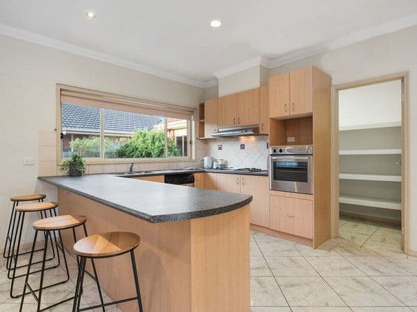 14 Meridian Parade, Wantirna South VIC 3152, Wantirna South - Thumbnail 3