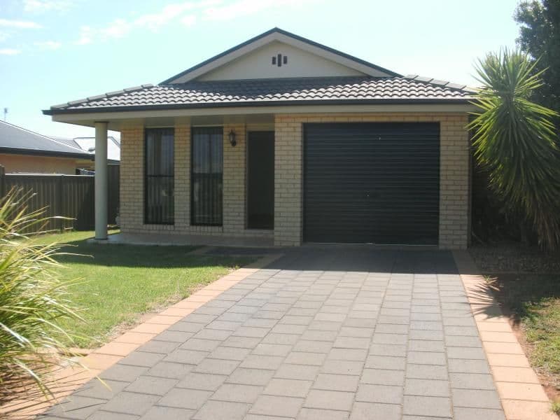 4A John Brass Place, Dubbo NSW 2830, Dubbo - Image 1