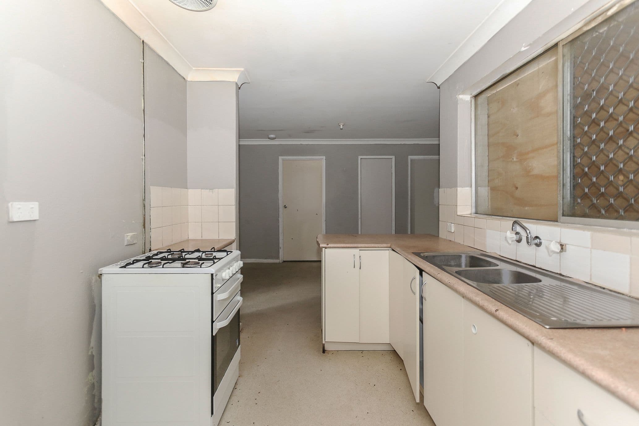 1 Nullagine Way, Gosnells WA 6110, Gosnells - Thumbnail 4