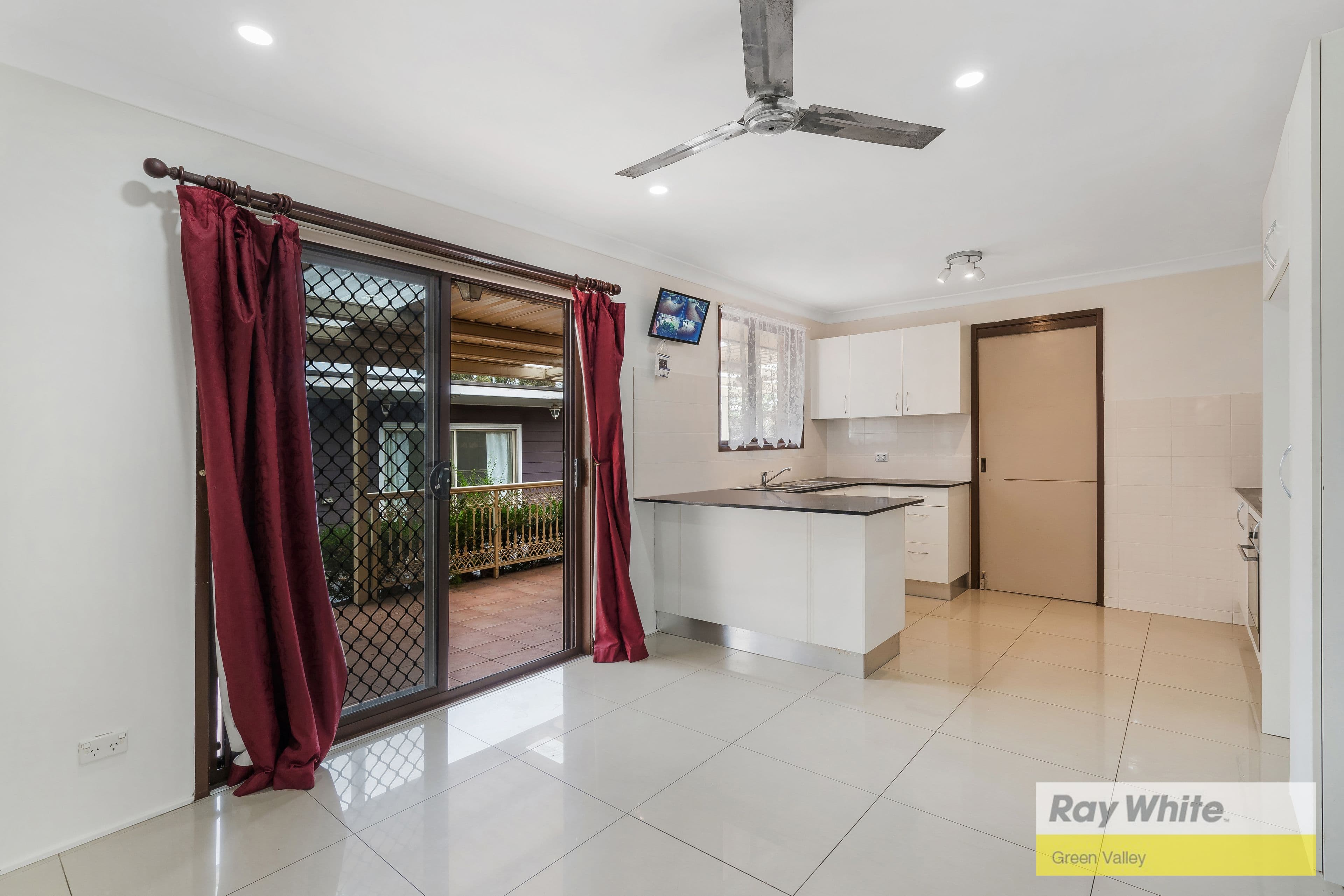 38 Swan Circuit, Green Valley NSW 2168, Green Valley - Thumbnail 8