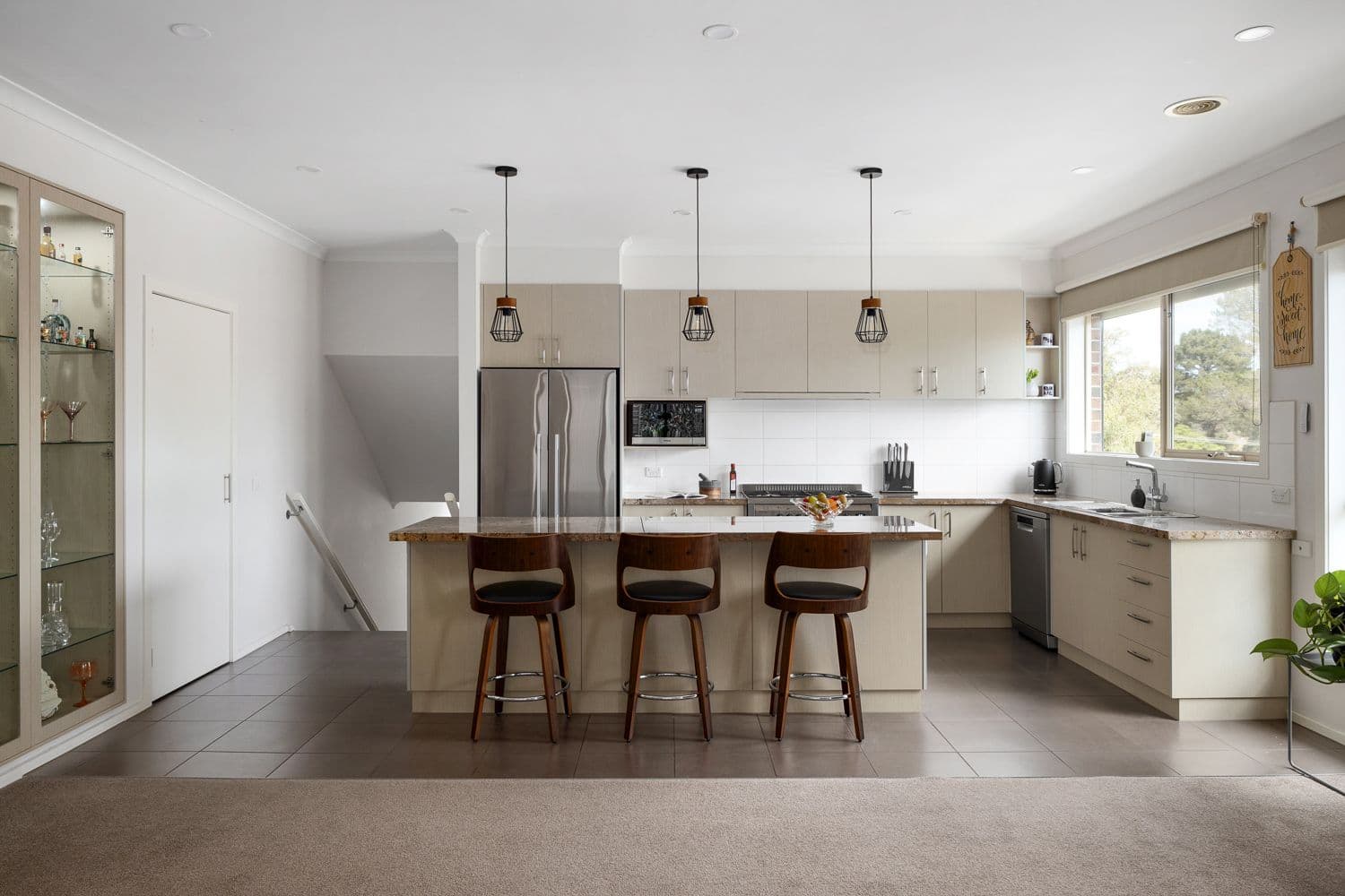 35 Nursery Avenue, Frankston VIC 3199, Frankston - Thumbnail 2
