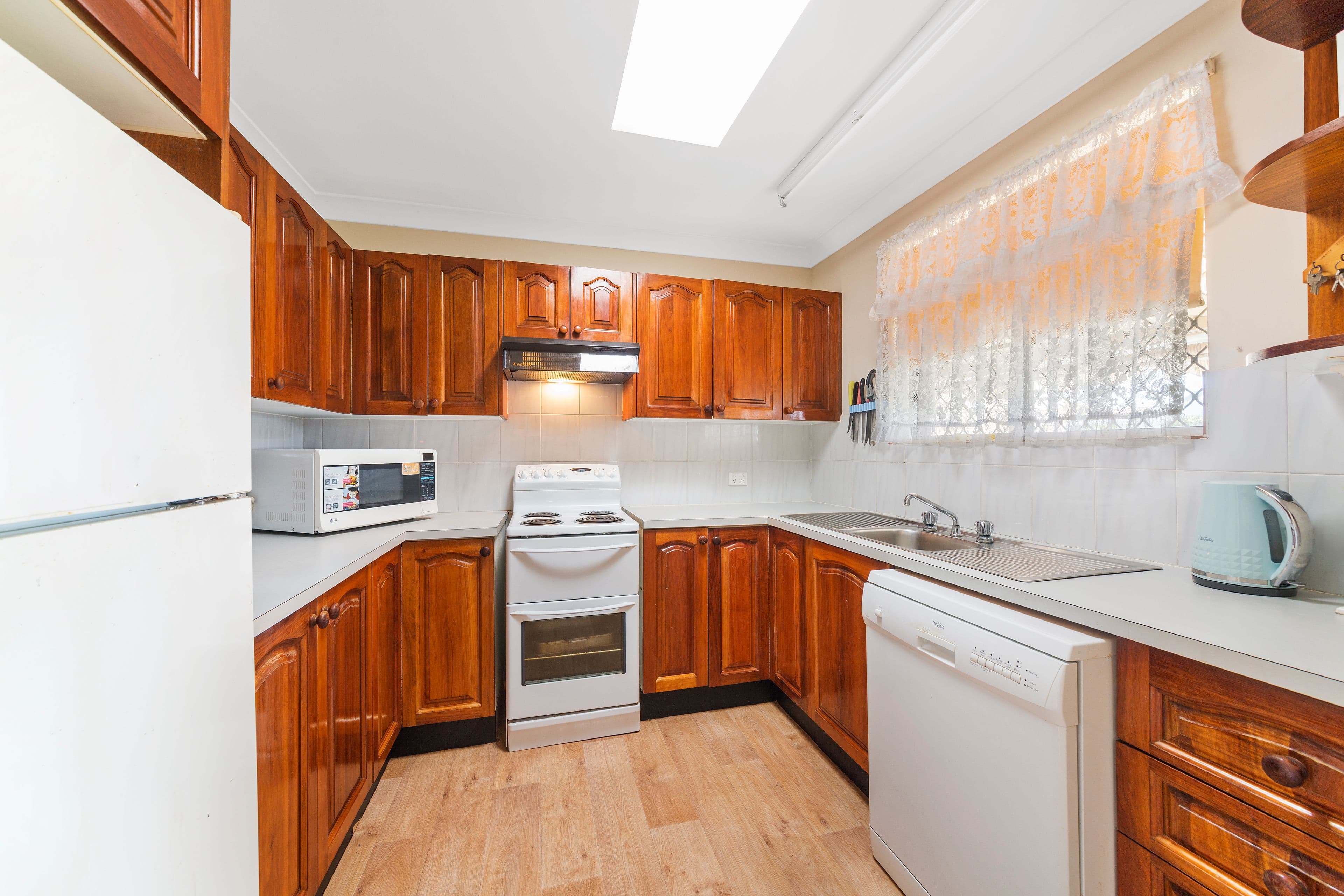 19 Dampier Boulevard, Killarney Vale - Thumbnail 2