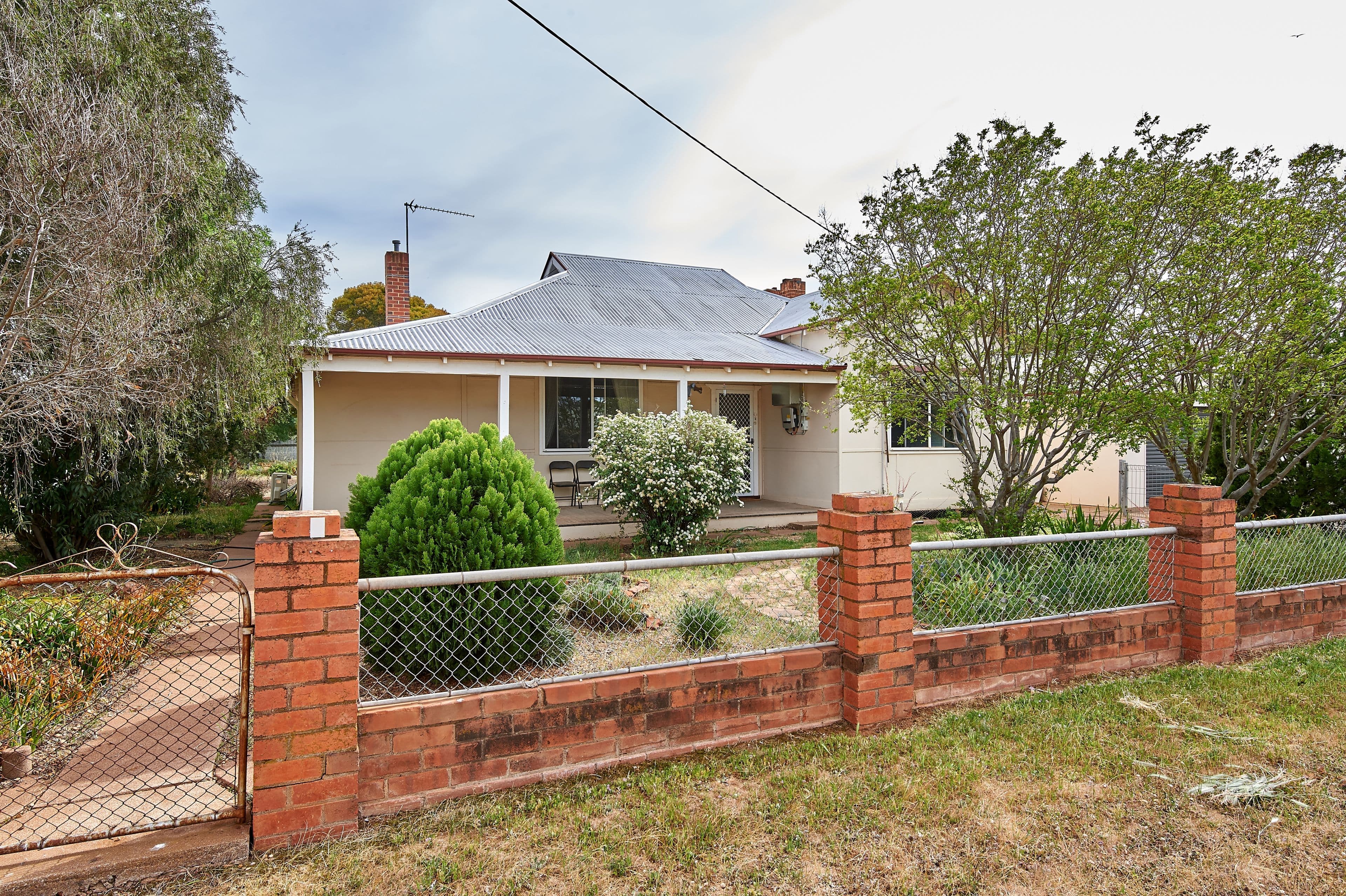 44 Loch Street, Ganmain - Image 1