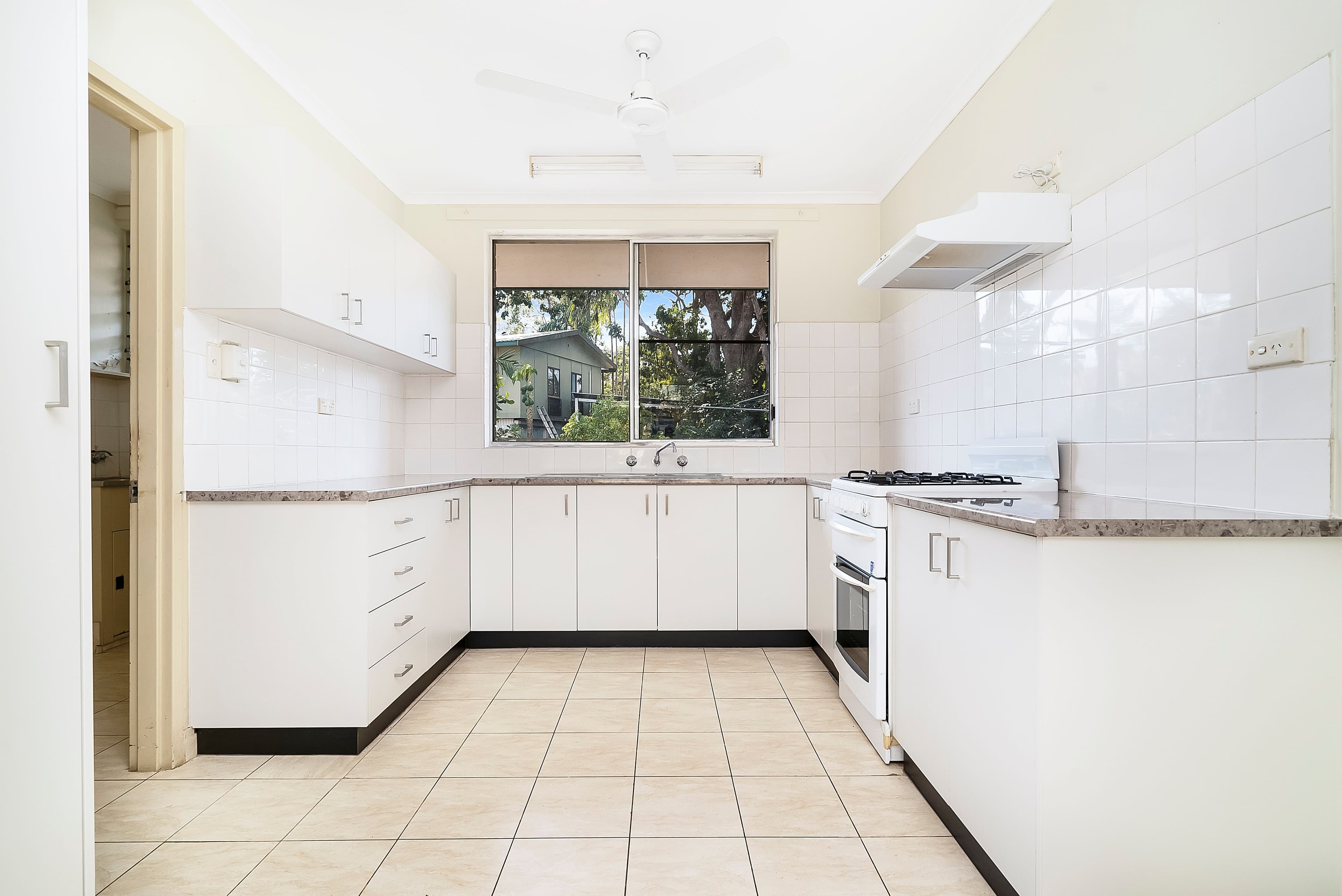 11 Pelham Court, Karama NT 0812, Karama - Thumbnail 2