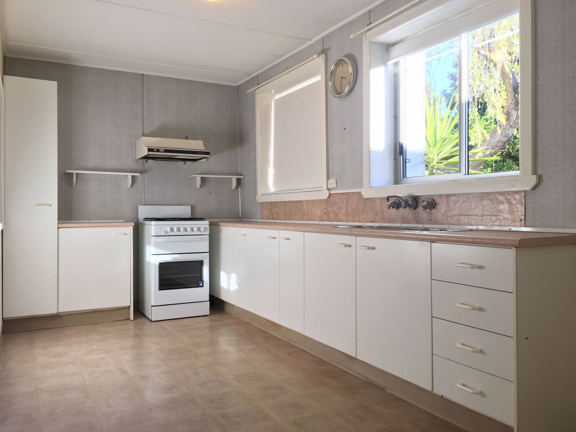 46a Wyadra Avenue, Freshwater NSW 2096, Freshwater - Thumbnail 2