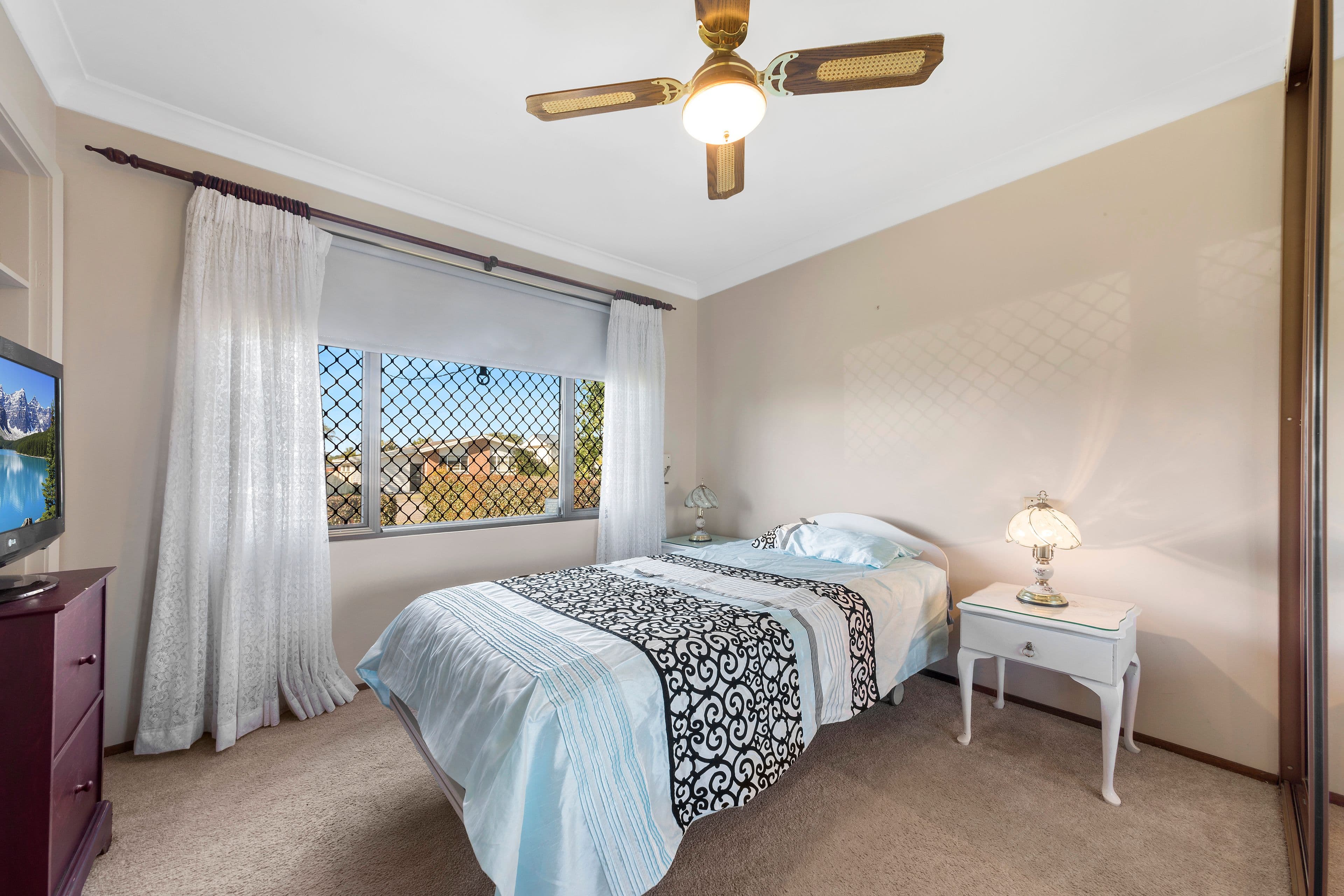 19 Dampier Boulevard, Killarney Vale - Thumbnail 6