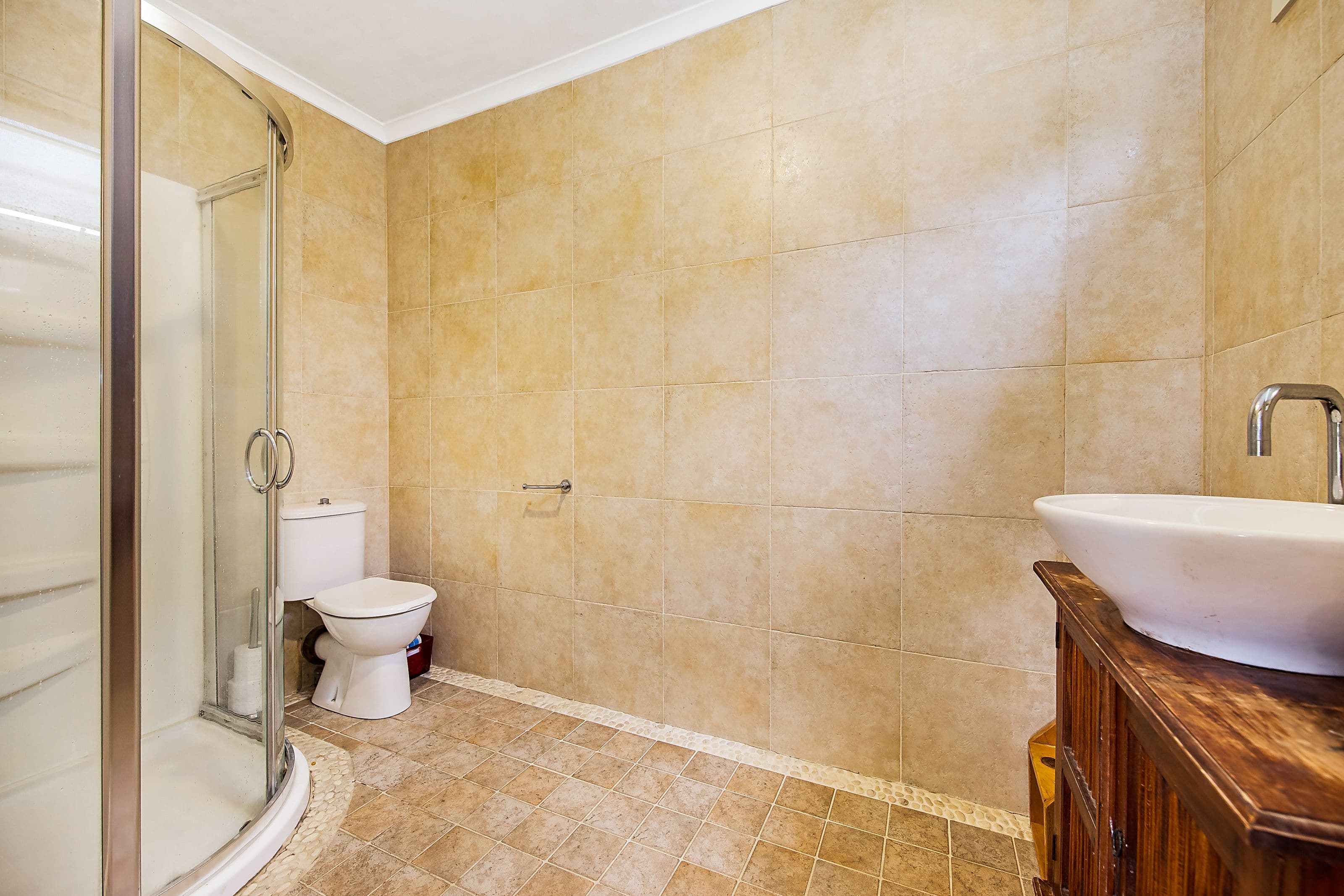 49 Essex Road, Mount Waverley VIC 3149, Mount Waverley - Thumbnail 7