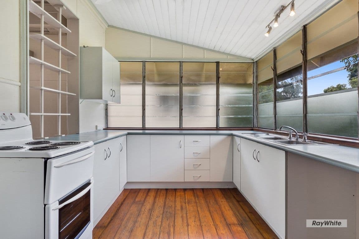 7 Connolly Street, Allenstown QLD 4700, Allenstown - Thumbnail 3