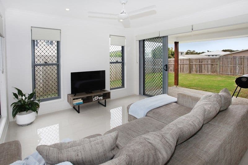 4 Cypress Place, Peregian Springs QLD 4573, Peregian Springs - Thumbnail 3