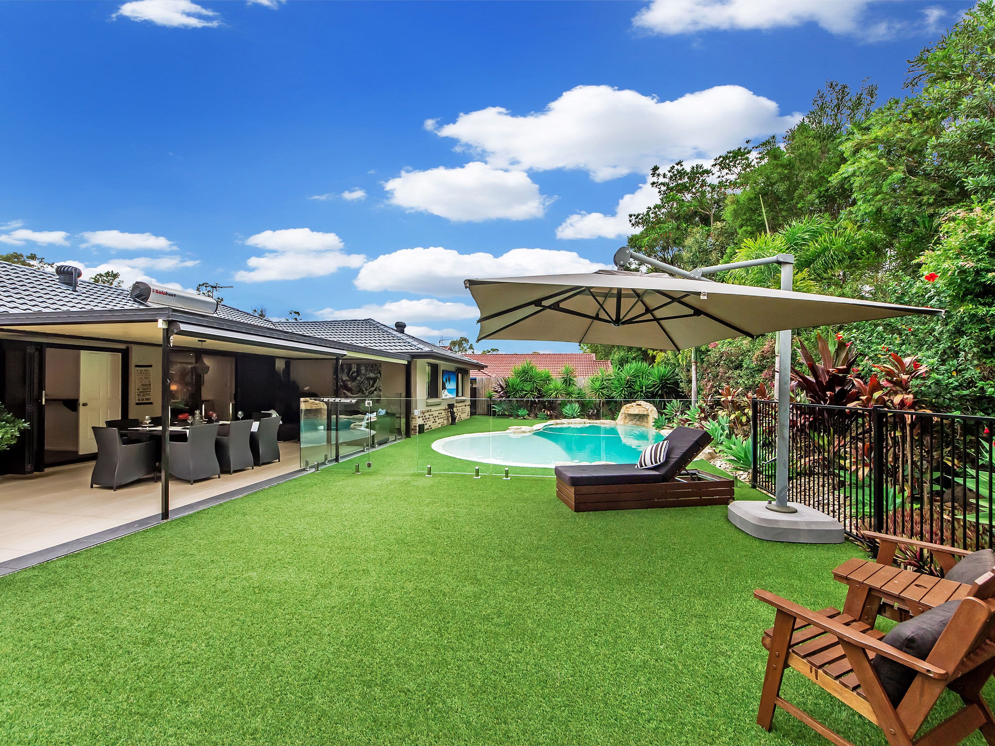 11 Swanton Drive, Mudgeeraba QLD 4213, Mudgeeraba - Thumbnail 2