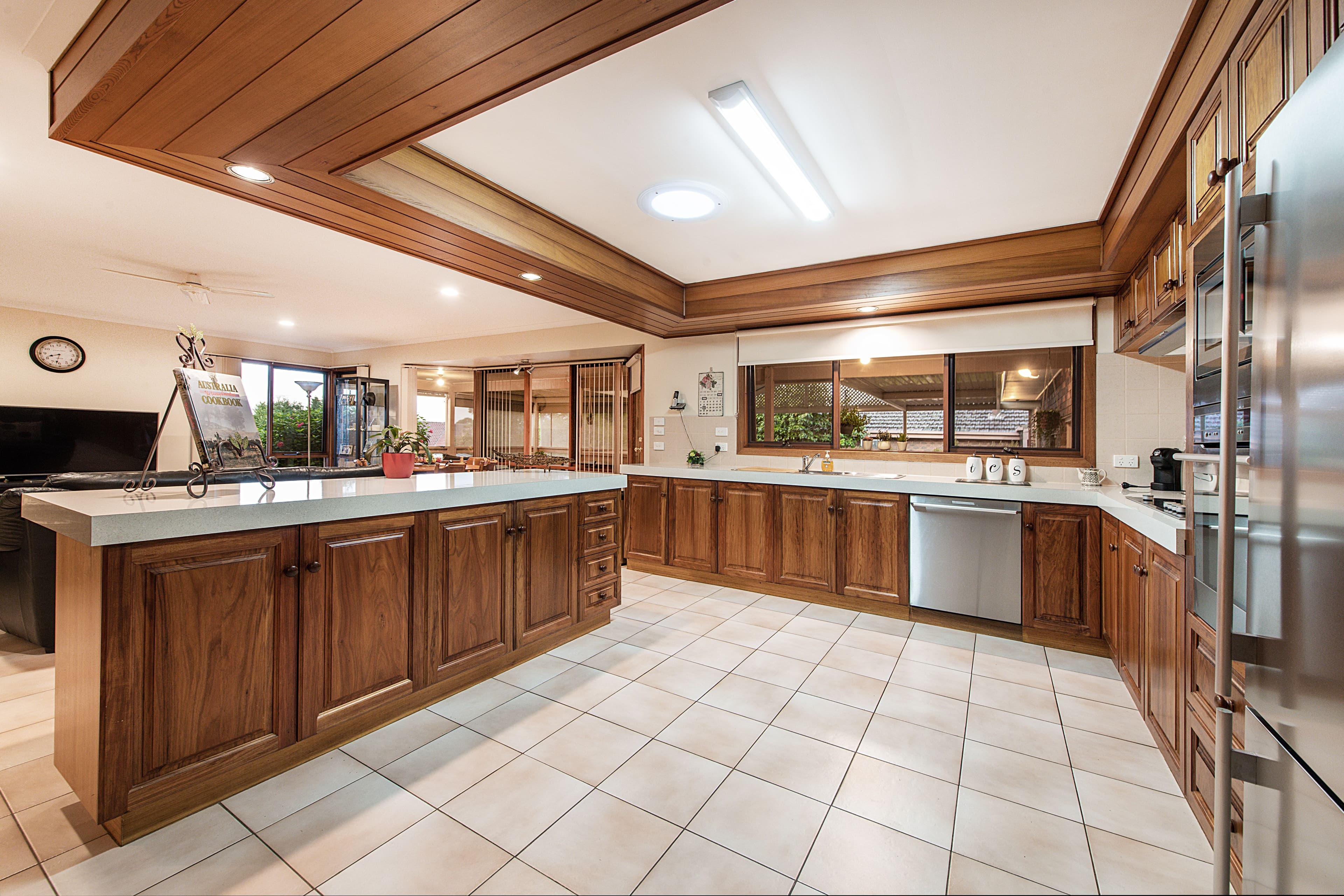 14 Major Crescent, Lysterfield VIC 3156, Lysterfield - Thumbnail 3