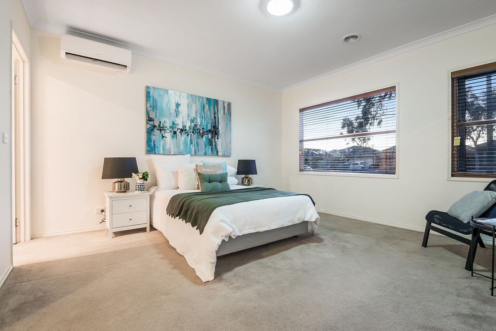 154 Newbury Boulevard, Craigieburn VIC 3064, Craigieburn - Thumbnail 3