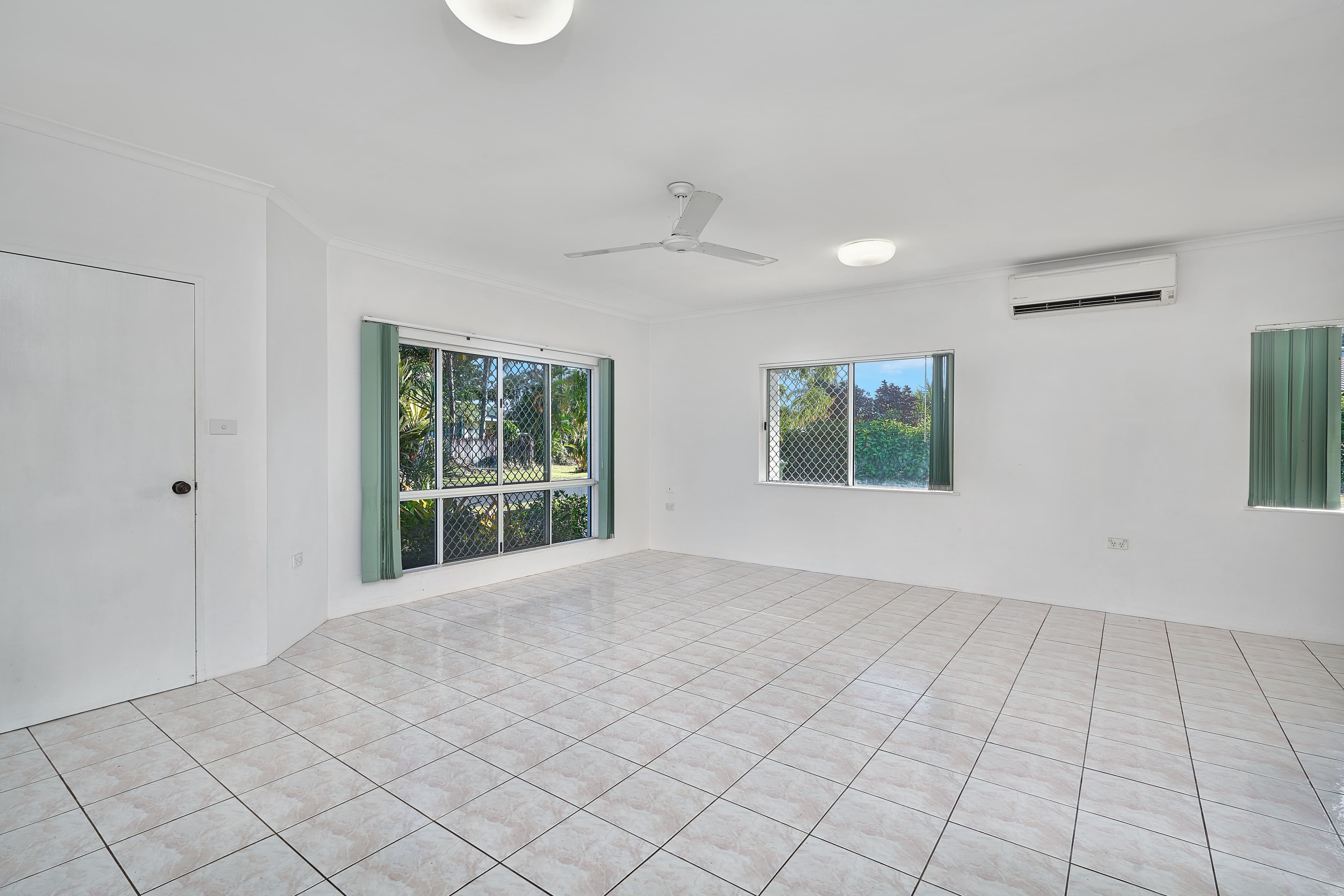8 Somerset Close, Bentley Park QLD 4869, Bentley Park - Thumbnail 5