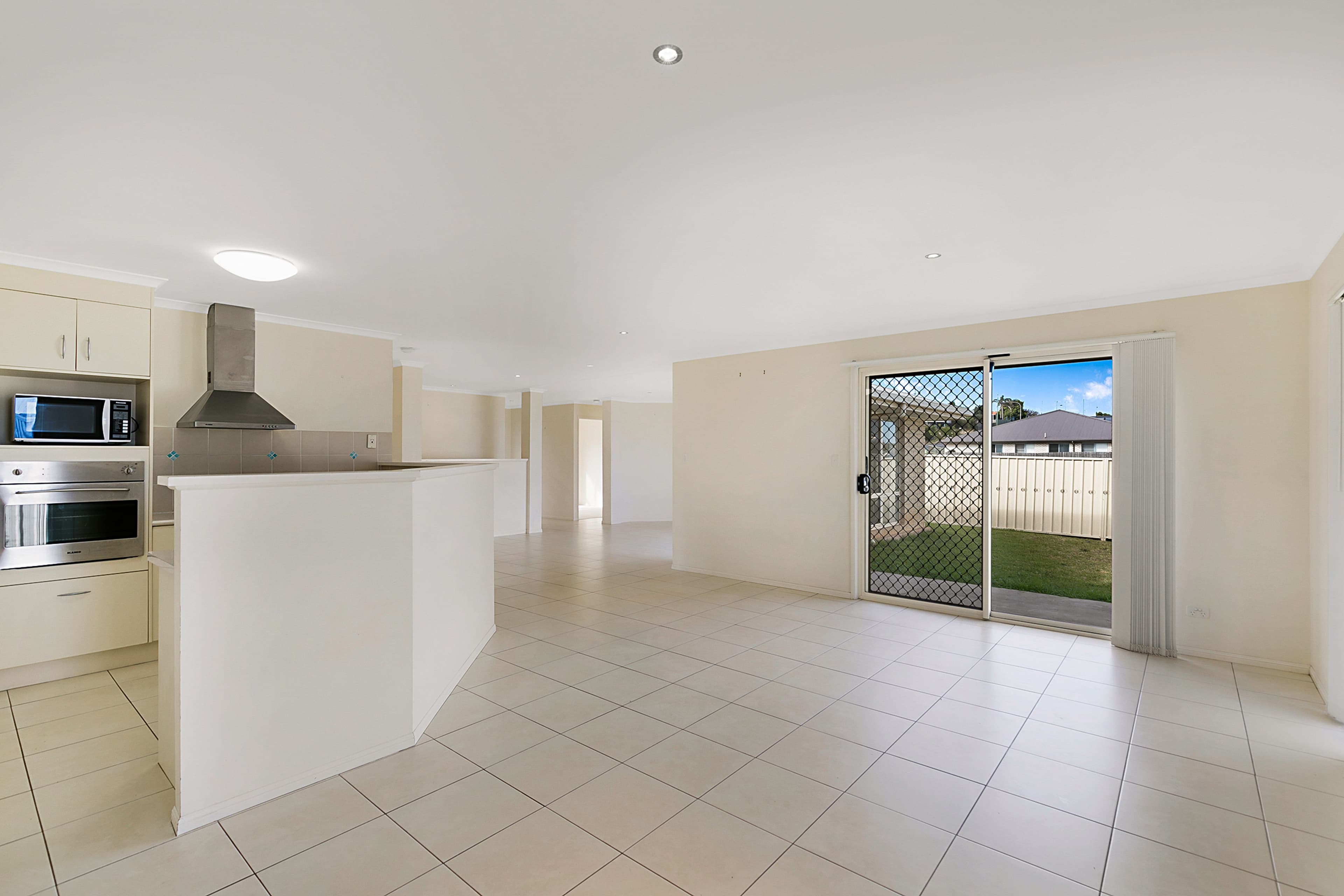 745 Greenwattle Street, Glenvale QLD 4350, Glenvale - Thumbnail 2