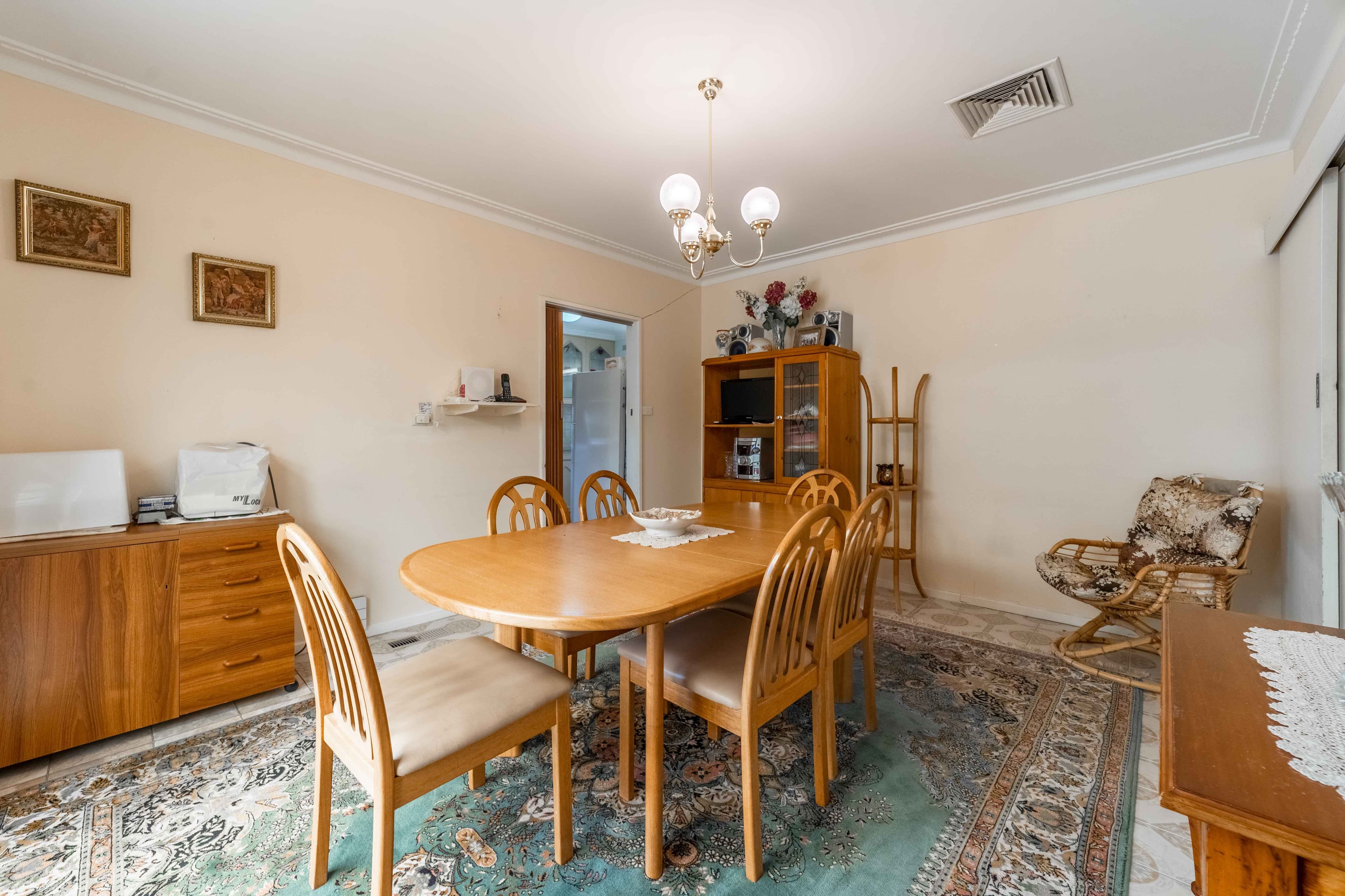 8 Button Street, Strathdale VIC 3550, Strathdale - Thumbnail 6