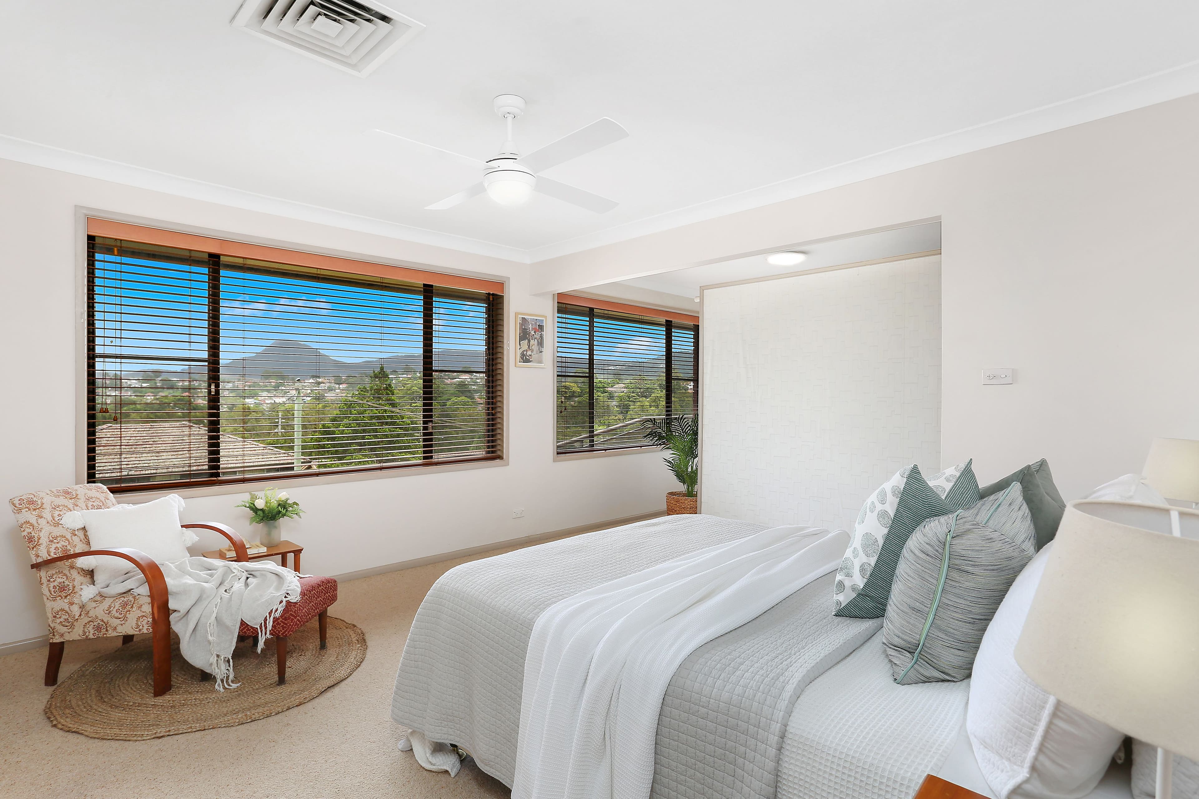 19 McAndrew Crescent, Mangerton NSW 2500, Mangerton - Thumbnail 5