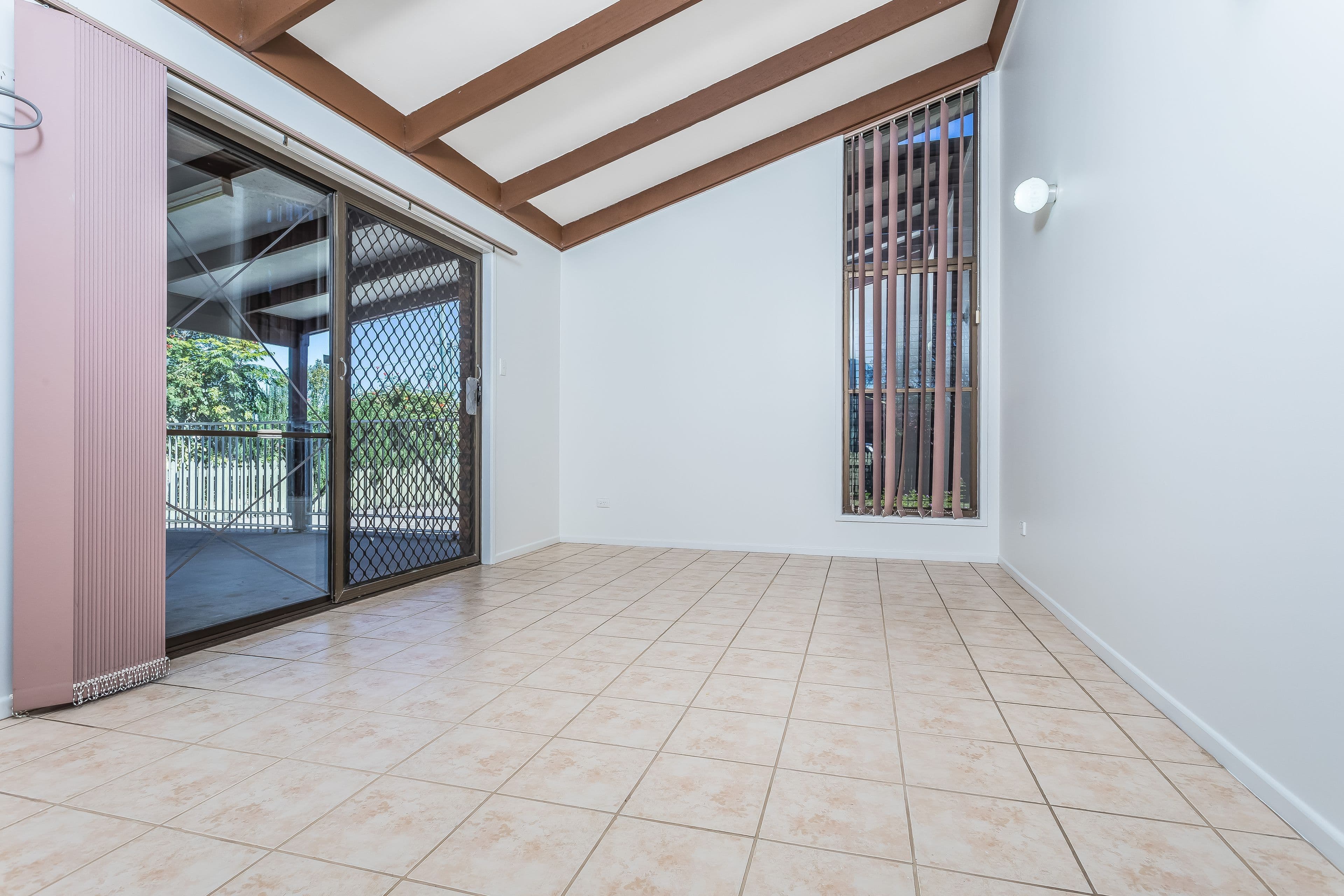 8 Applemint Court, Kallangur QLD 4503, Kallangur - Thumbnail 7