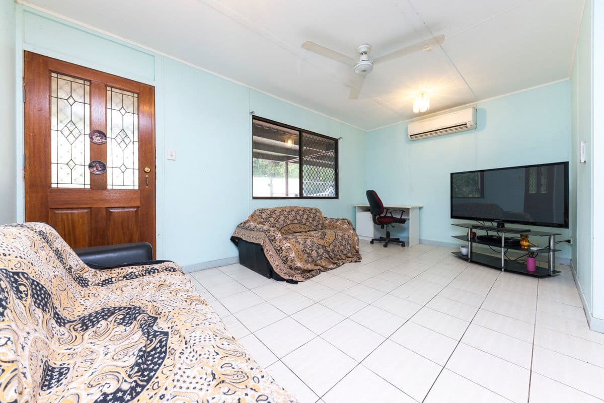 53 Mistletoe Circuit, Karama NT 0812, Karama - Thumbnail 2