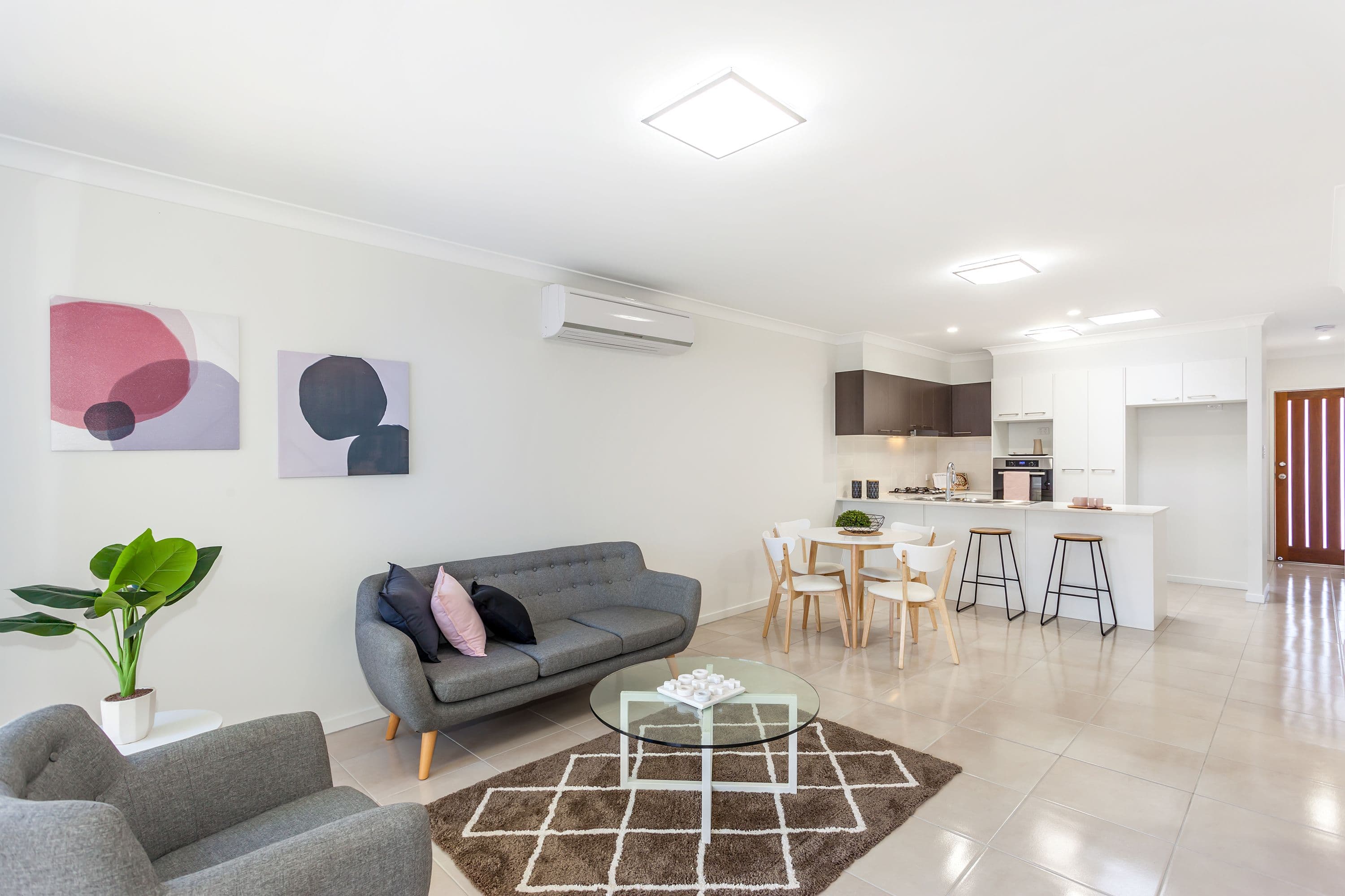 44 Wallace Street, Newtown QLD 4350, Newtown - Thumbnail 2