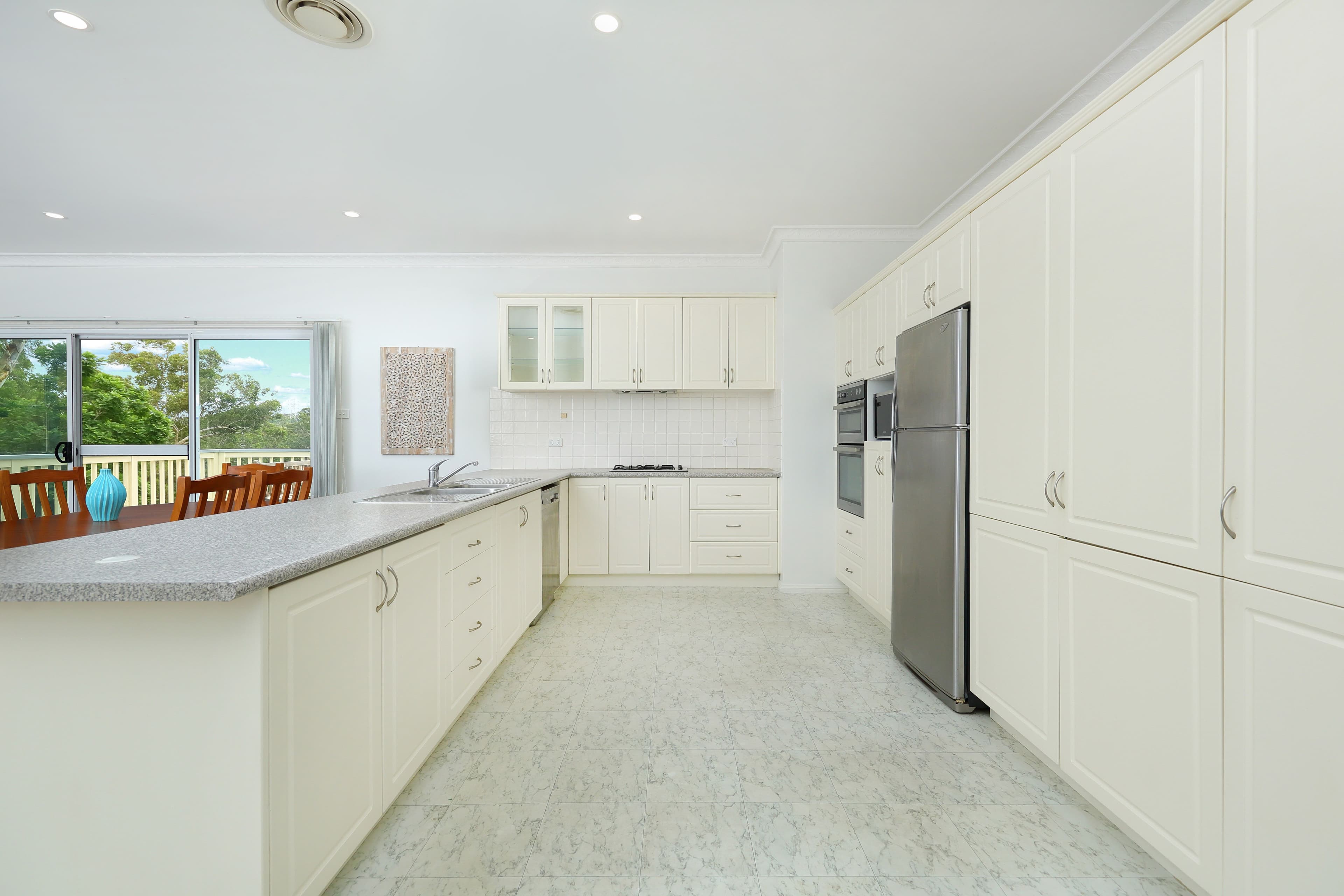 57 Valentia Avenue, Lugarno NSW 2210, Lugarno - Thumbnail 5