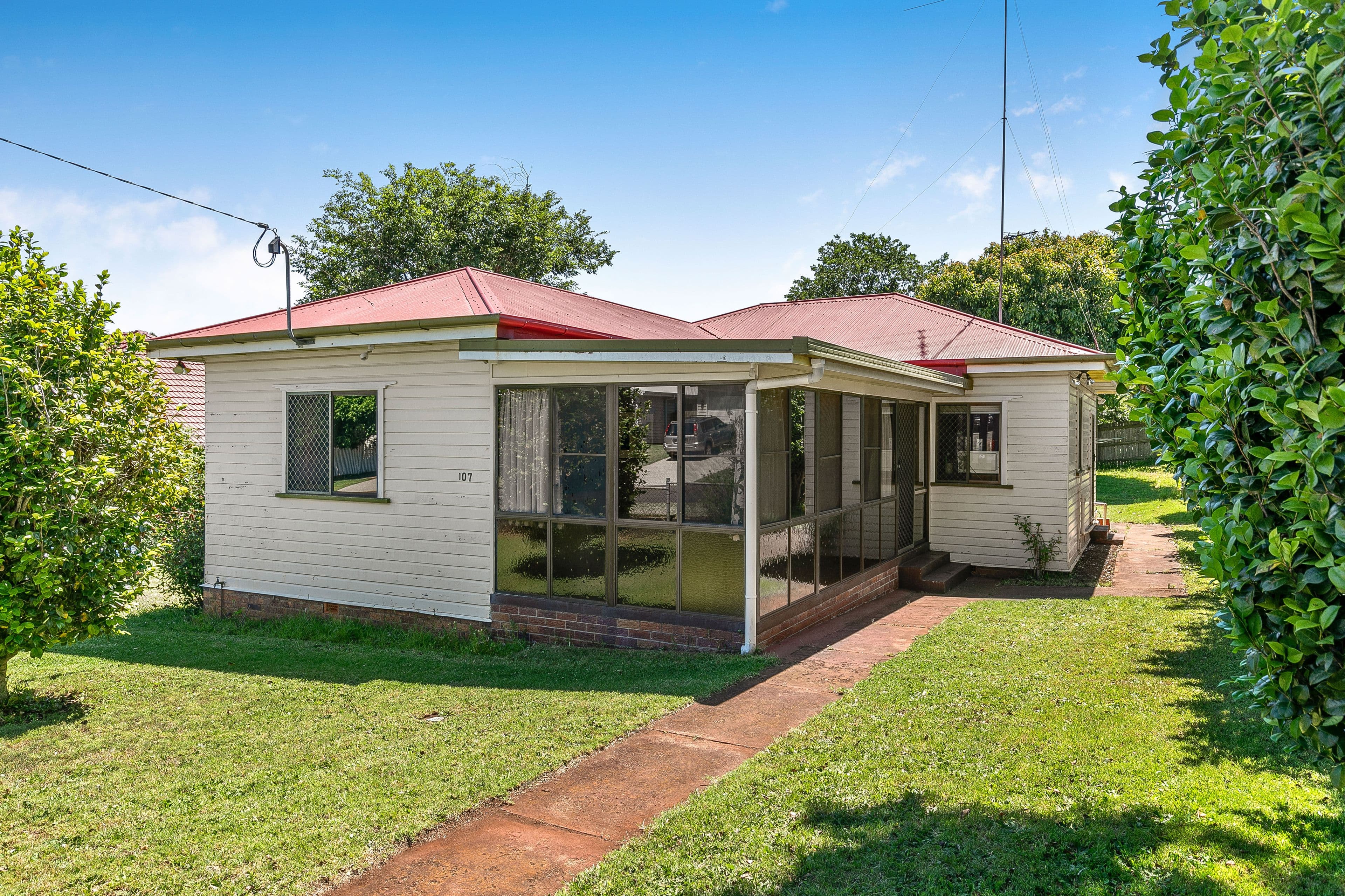 107 Stuart Street, North Toowoomba QLD 4350, North Toowoomba - Thumbnail 3