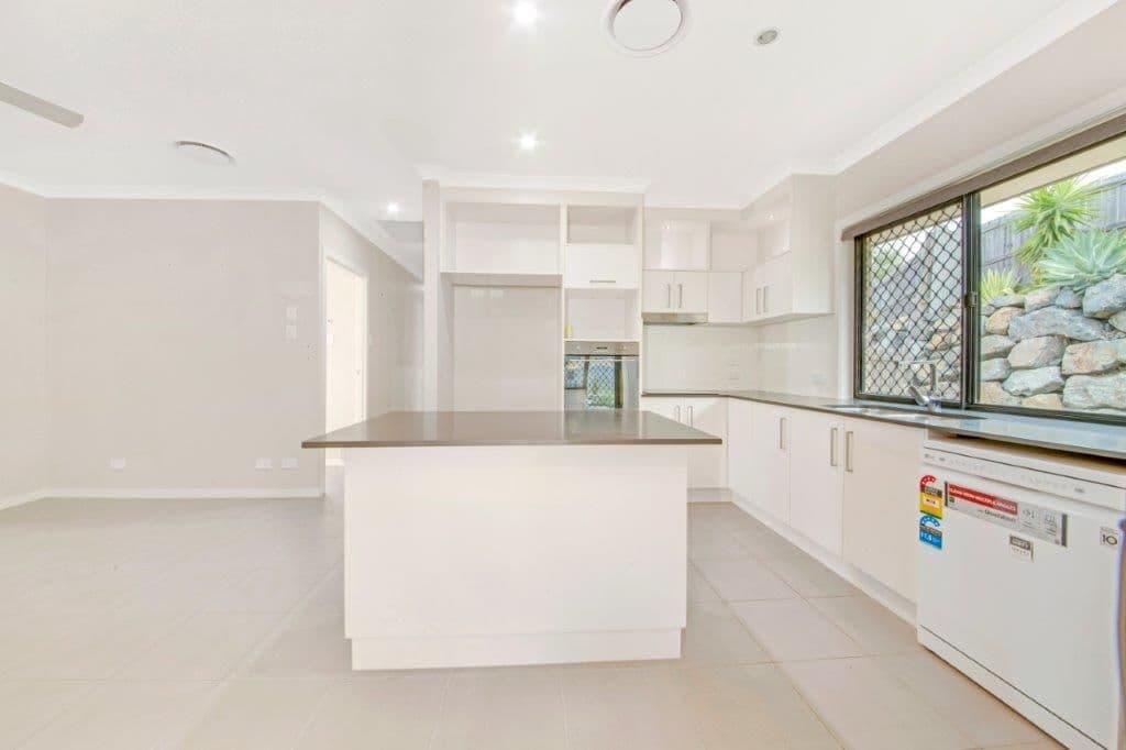 14 Kennedy Close, Glen Eden QLD 4680, Glen Eden - Thumbnail 5