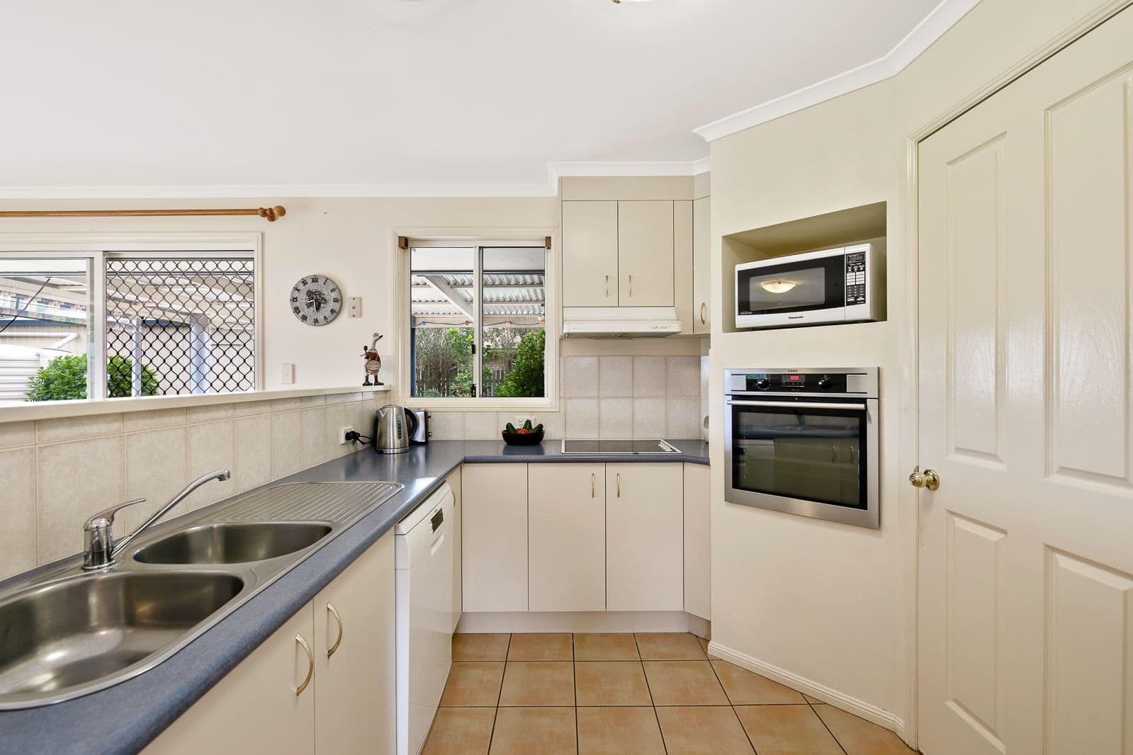 13 Degan Court, Middle Ridge QLD 4350, Middle Ridge - Thumbnail 4