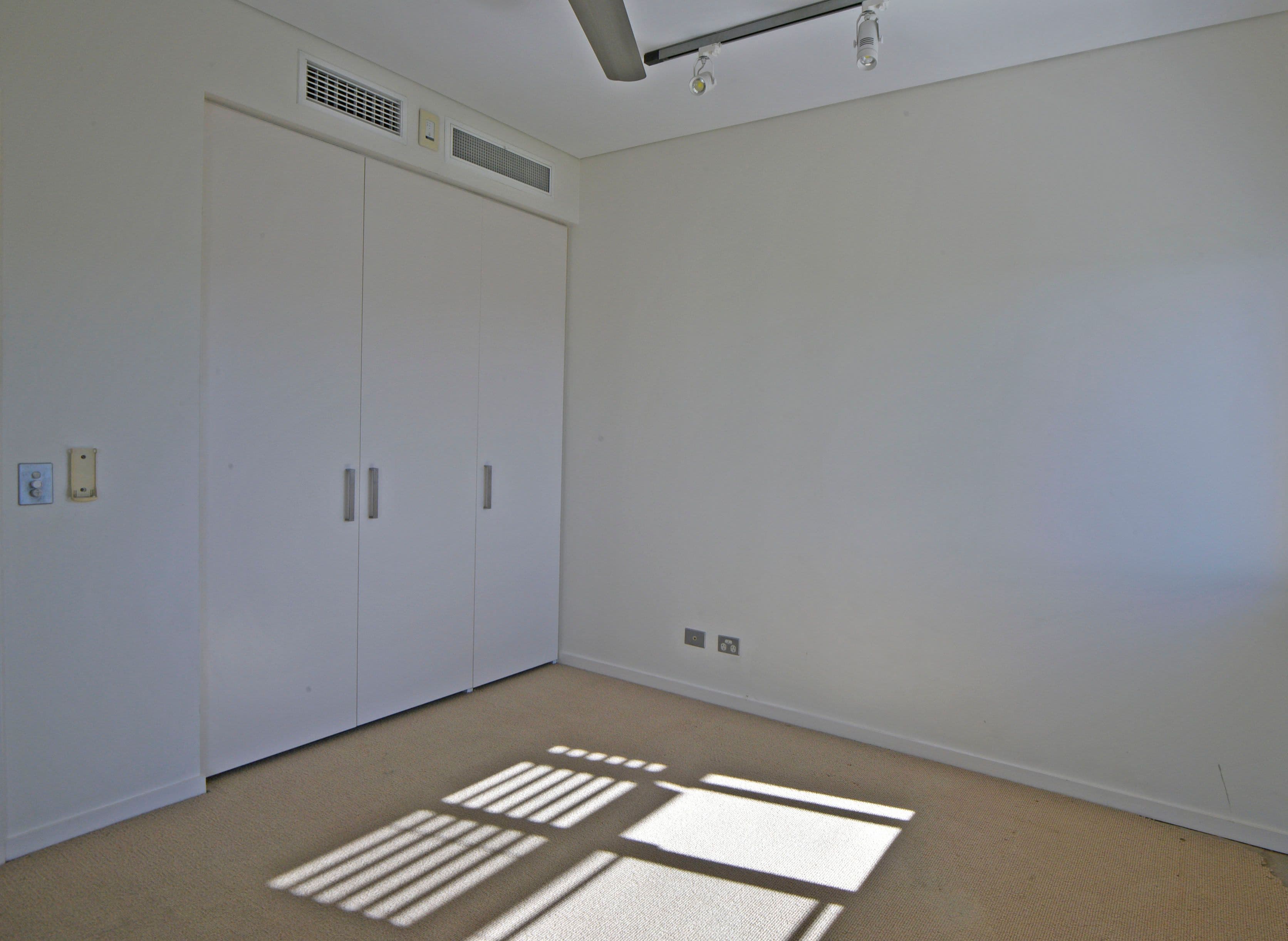 227/19 Kitchener Drive, DARWIN CITY NT 0800, Darwin City - Thumbnail 6