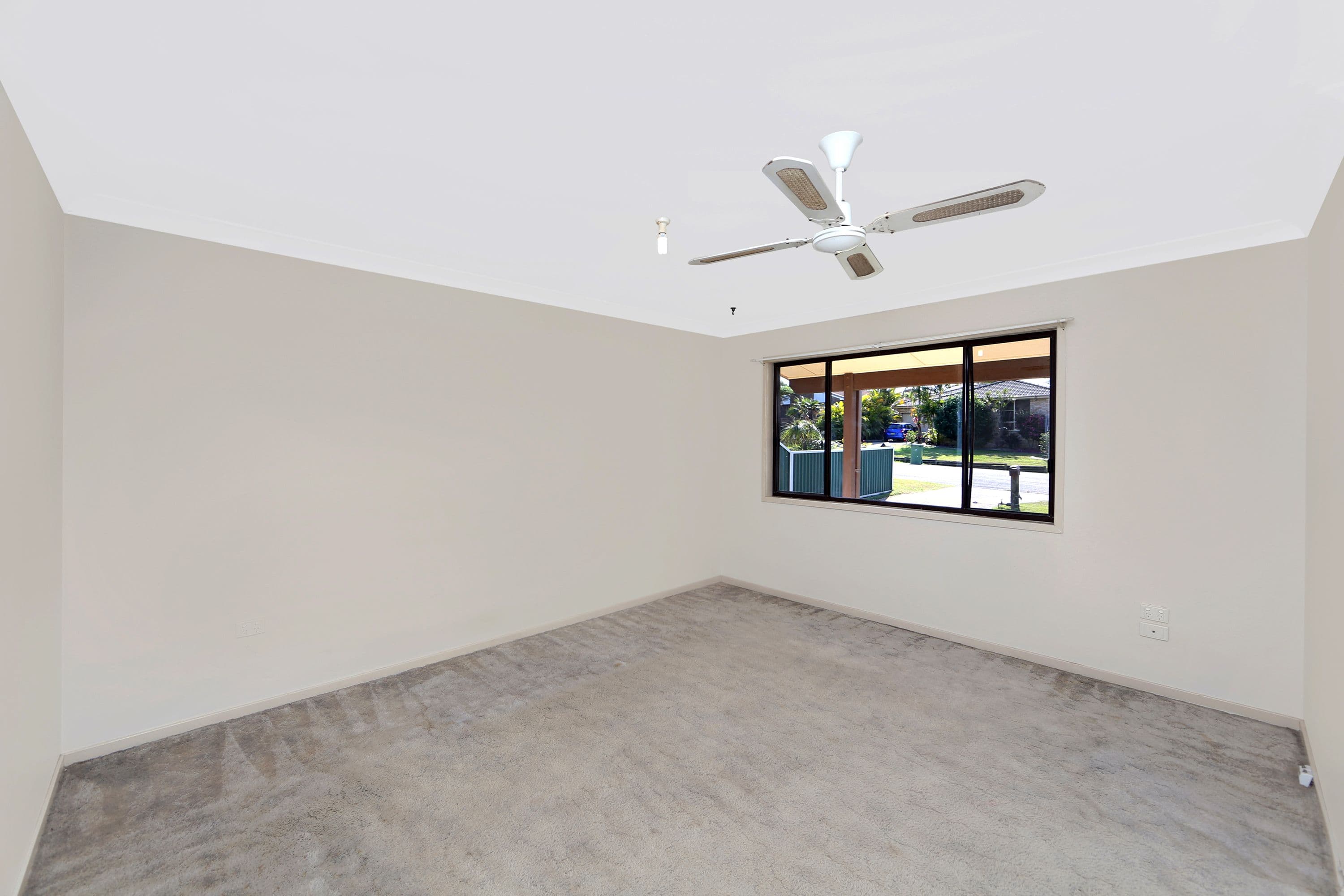15 Chisholm Avenue, Lake Munmorah - Thumbnail 4