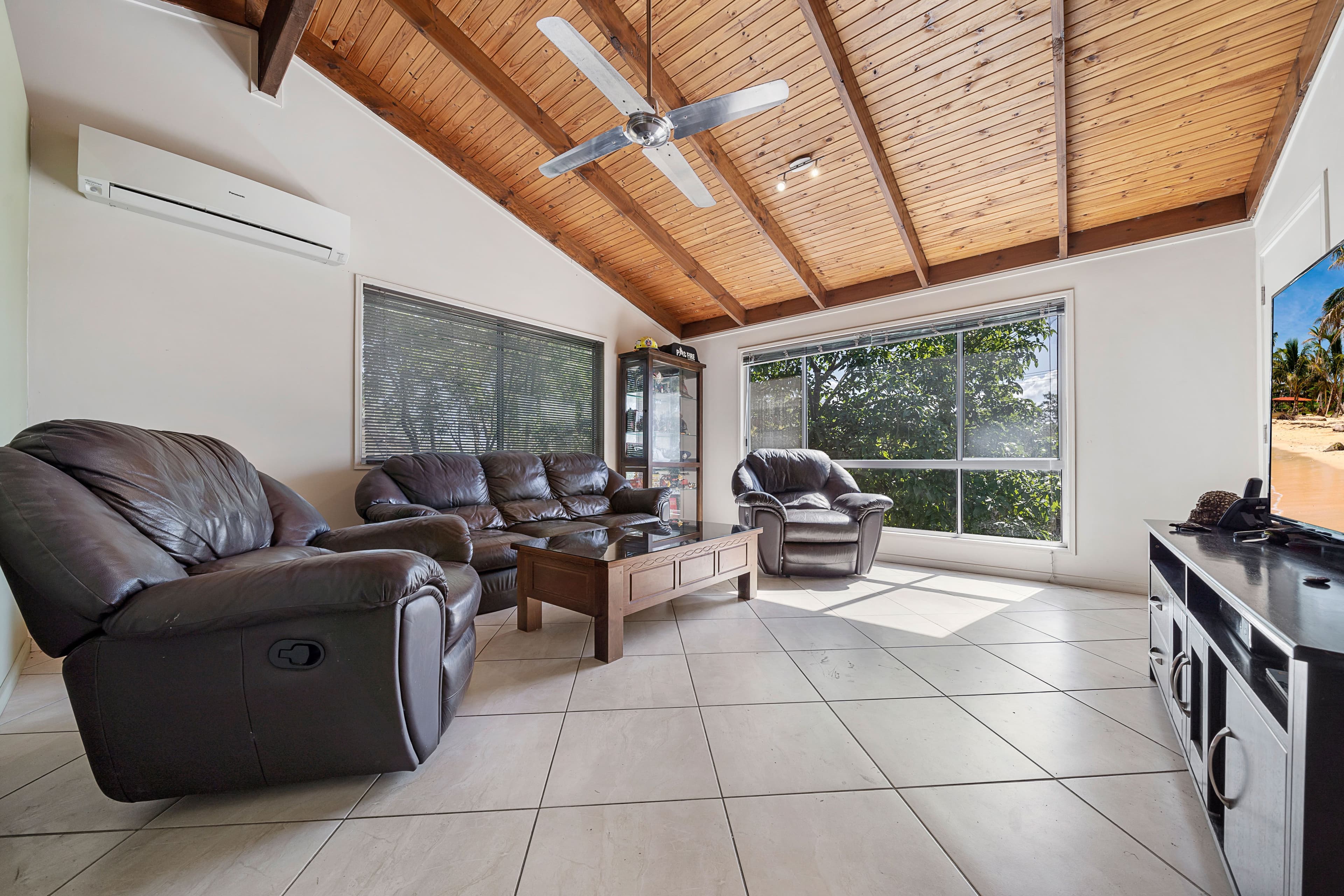 16 Huntingdon Road, Bethania QLD 4205, Bethania - Thumbnail 6
