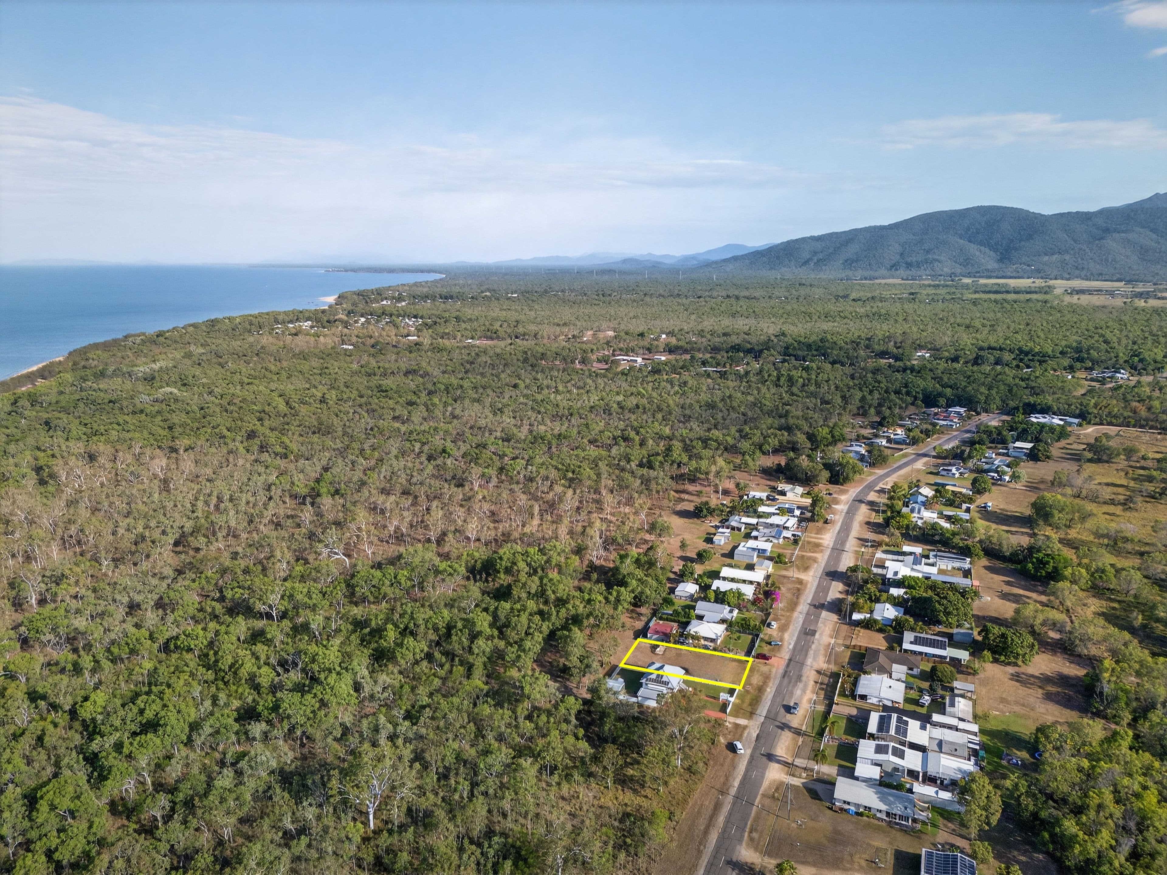 225 Balgal Beach Road, Balgal Beach QLD 4816, Balgal Beach - Thumbnail 6