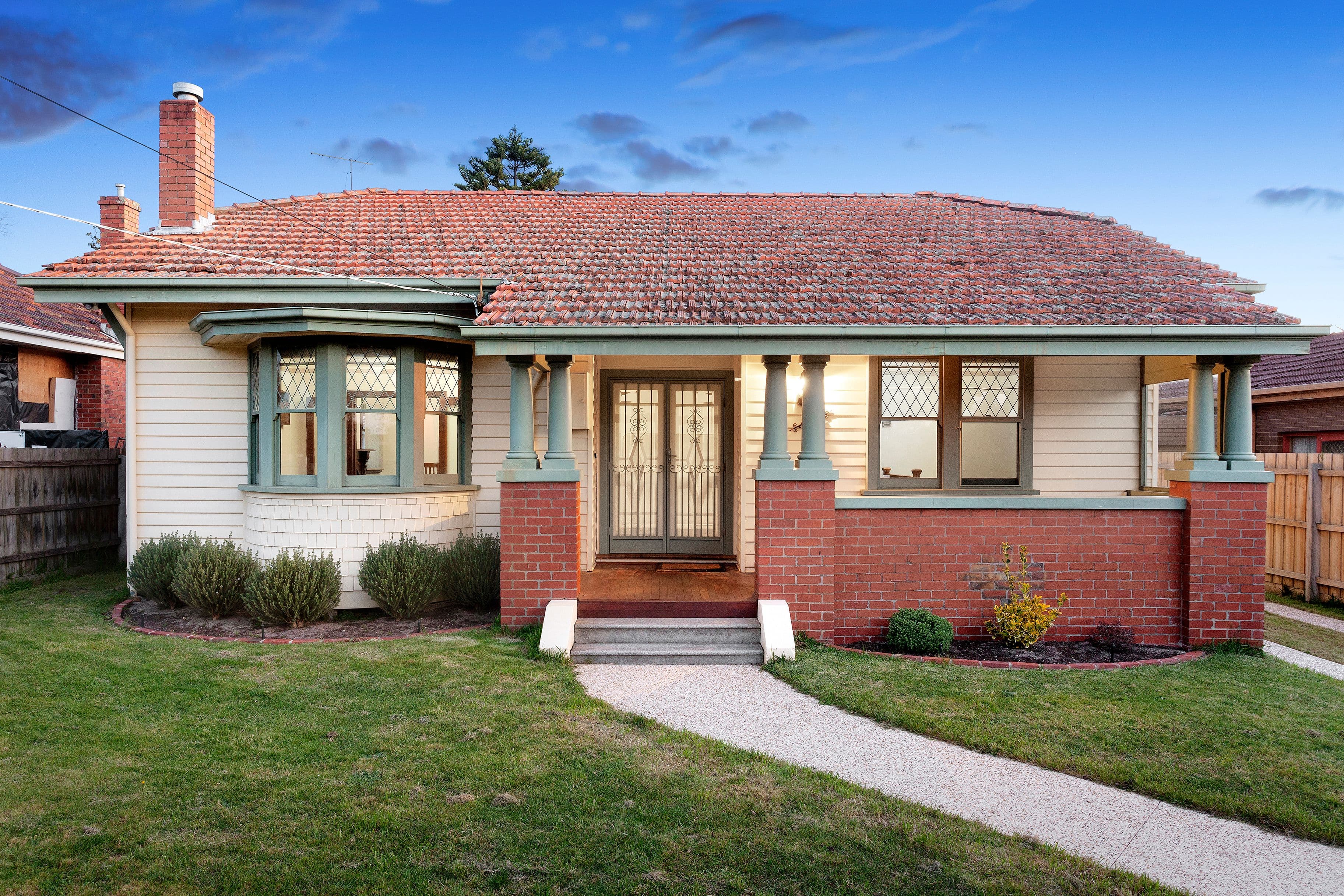 44 Eleebana Avenue, Hughesdale VIC 3166, Hughesdale - Image 1