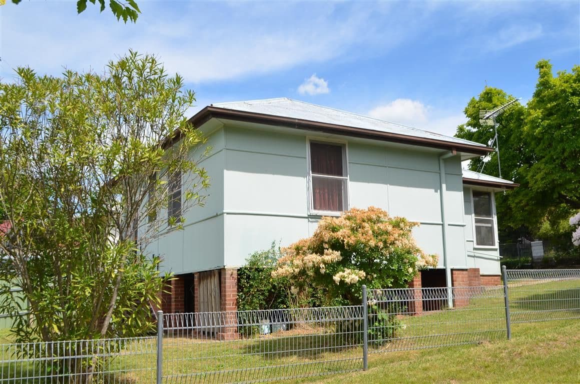 49 Bartlett Street, Batlow - Image 1