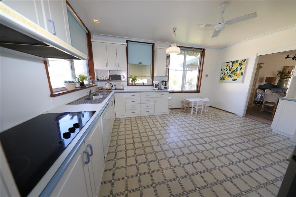 9 Godfrey Street, Tumut NSW 2720, Tumut - Thumbnail 7