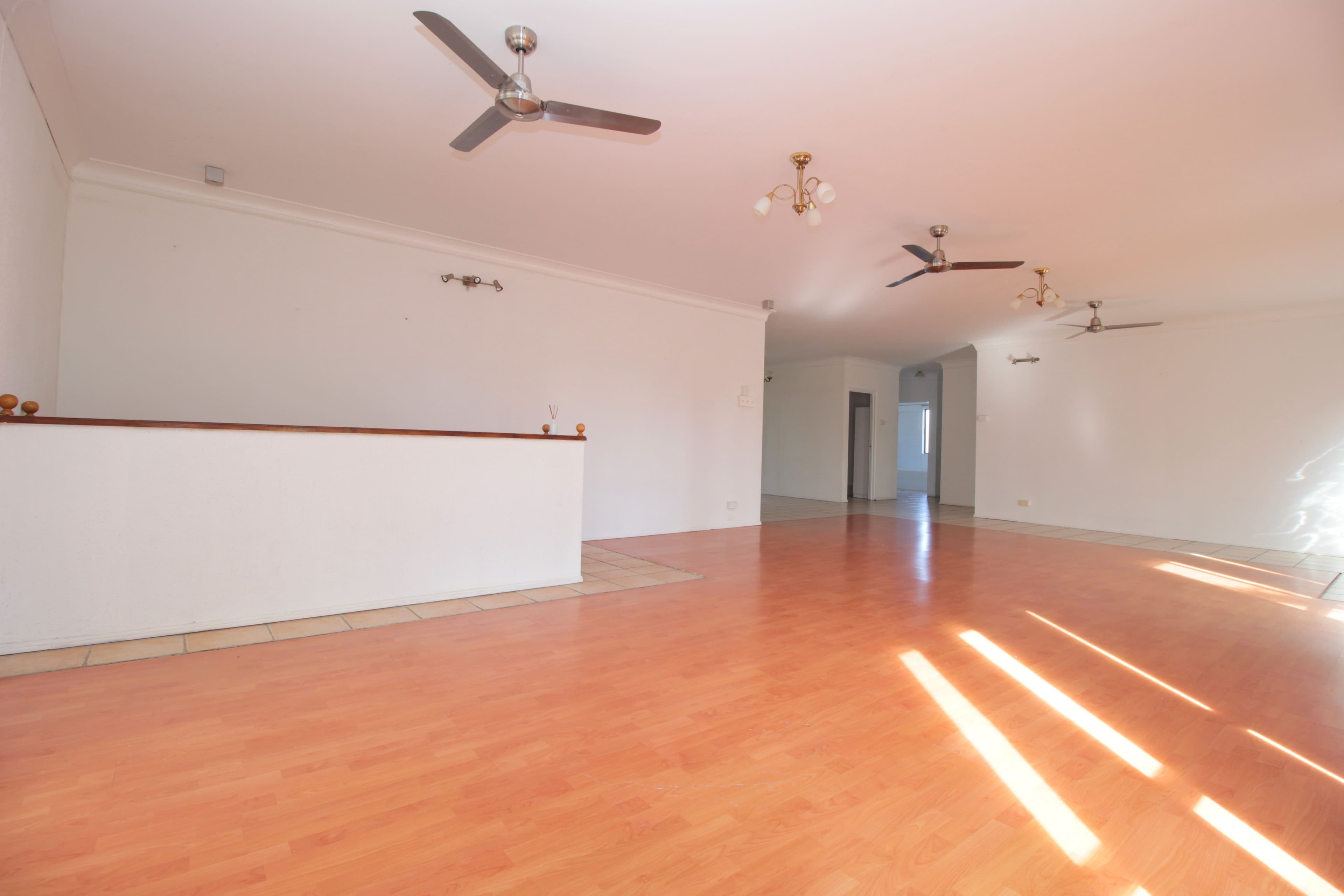 18 Edgewood Drive, Emerald QLD 4720, Emerald - Thumbnail 3